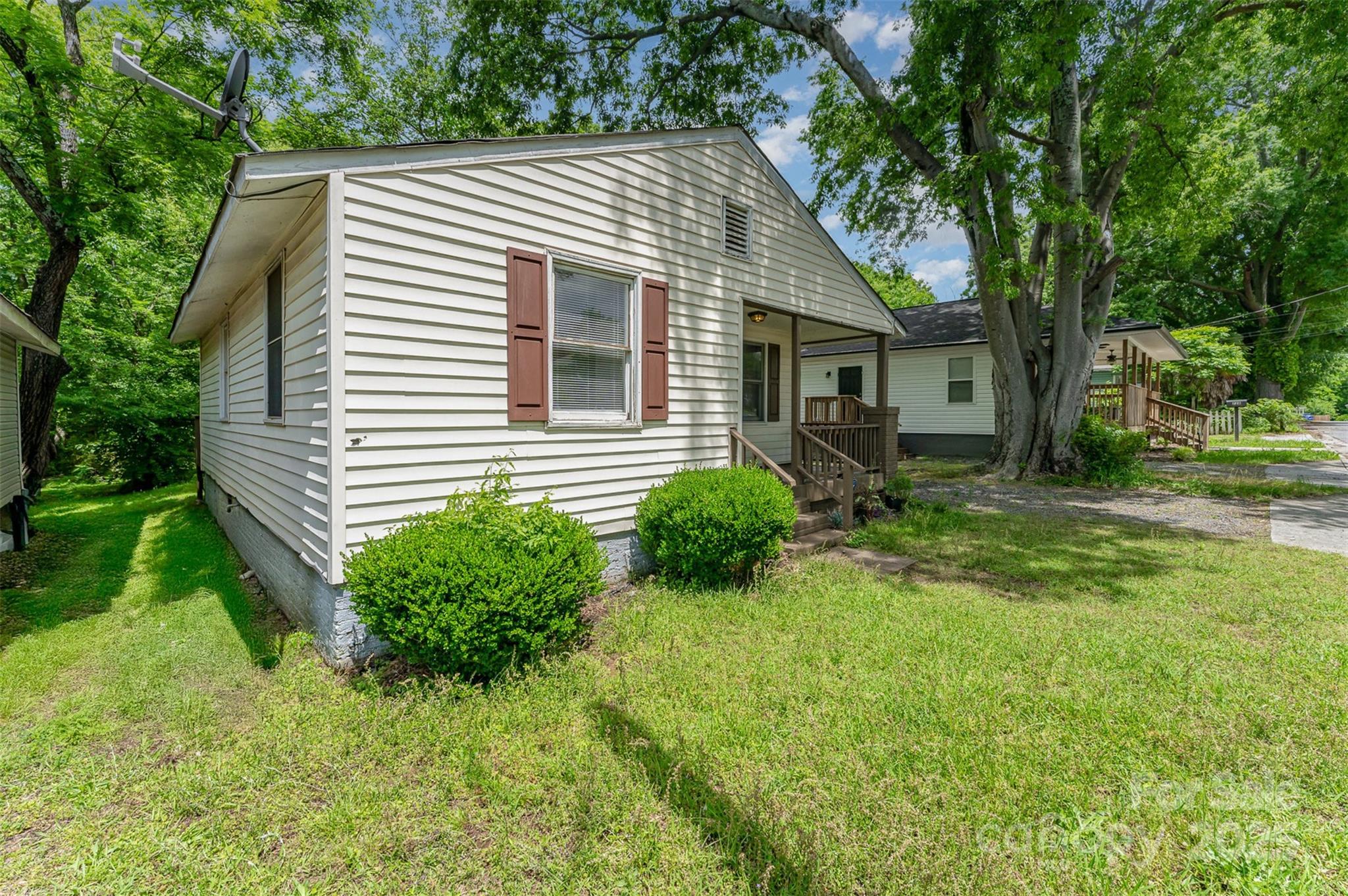 730 Marble Street Property Photo 2