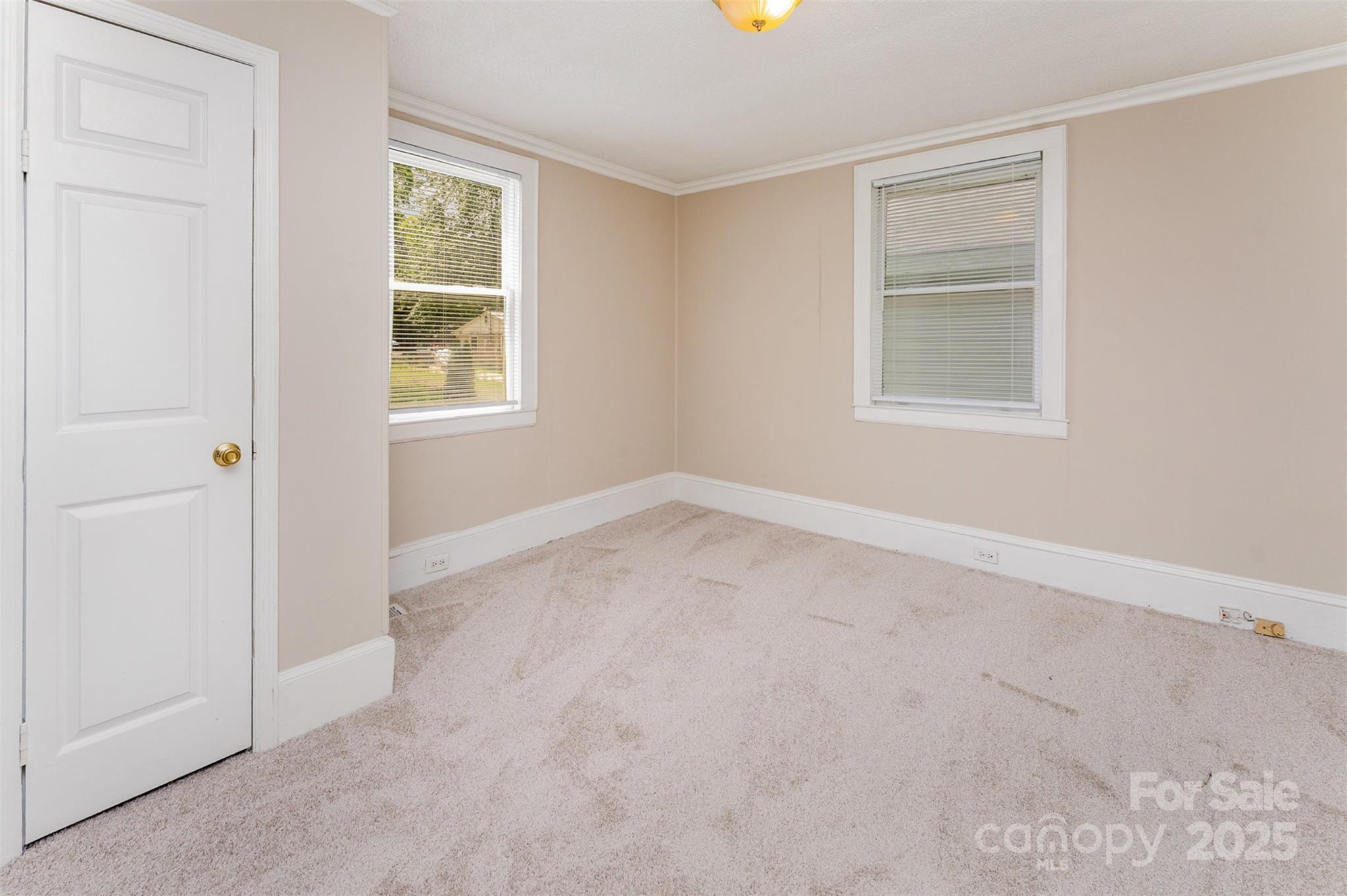 730 Marble Street Property Photo 6