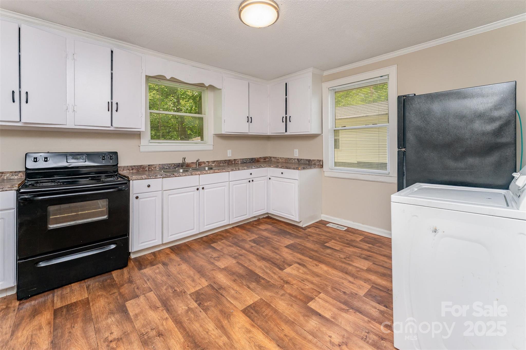 730 Marble Street Property Photo 7