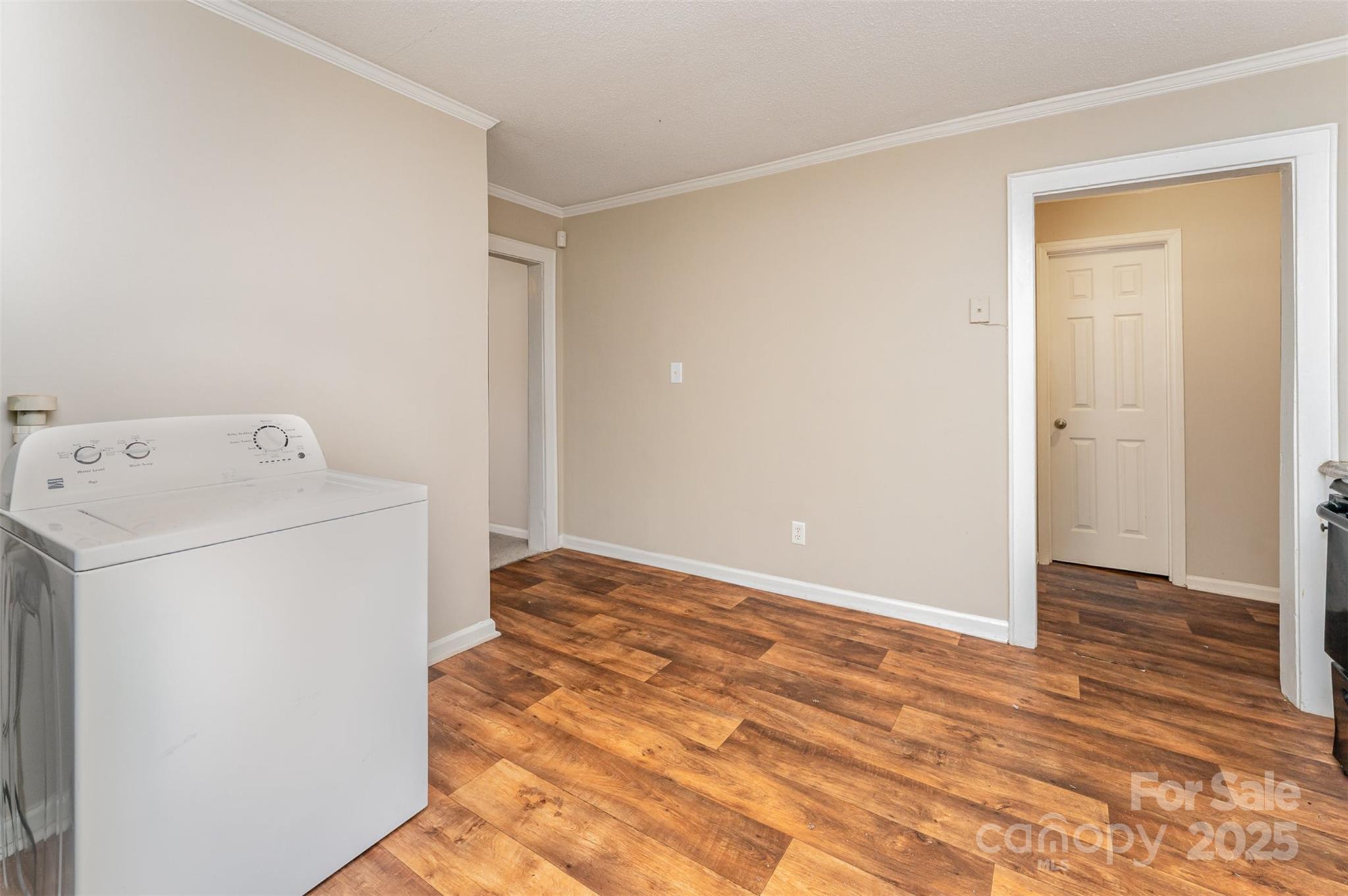 730 Marble Street Property Photo 9