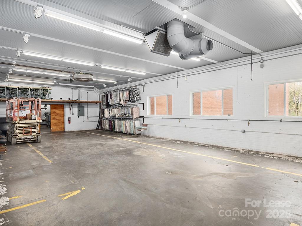 701 Oriole Drive Lease Property Photo 10