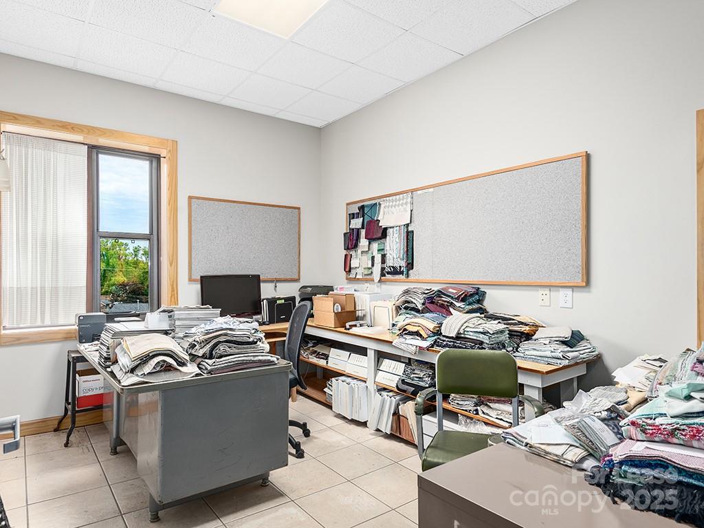 701 Oriole Drive Lease Property Photo 13