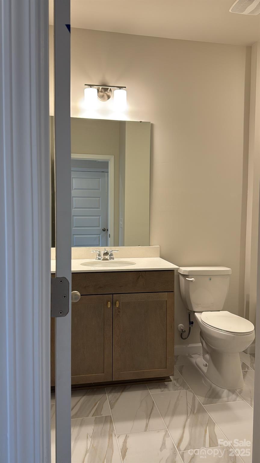 2541 Ruby Dixon Crossing Drive 18 Property Photo 5