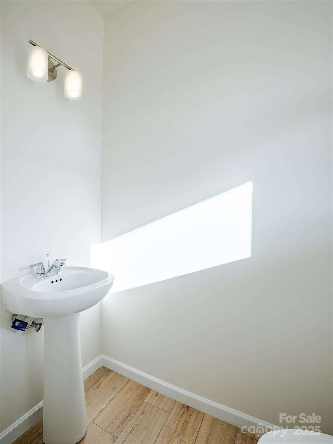 2541 Ruby Dixon Crossing Drive 18 Property Photo 11