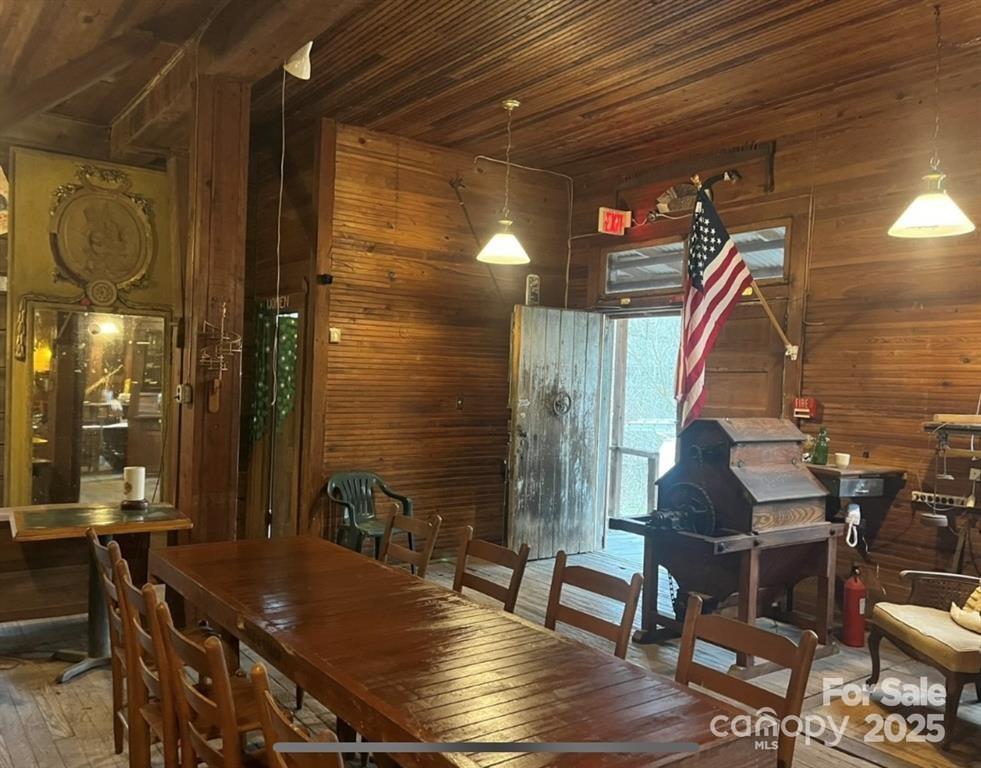 1 Old Mill Road Property Photo 8