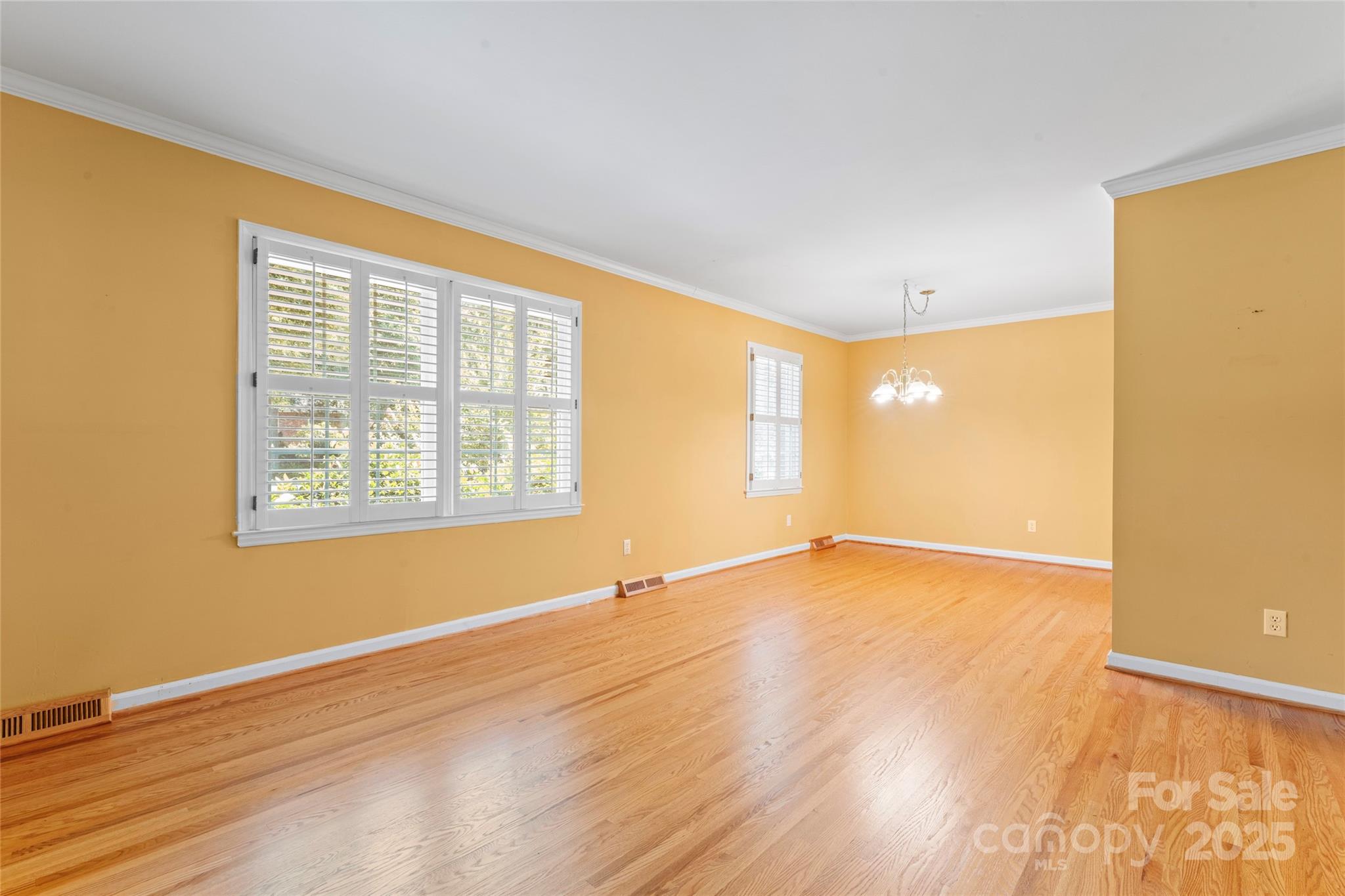 2715 Kennetuck Court Property Photo 7