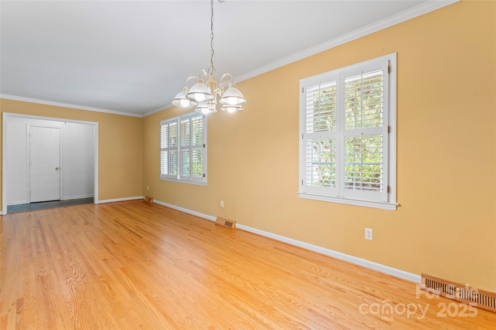 2715 Kennetuck Court Property Photo 11