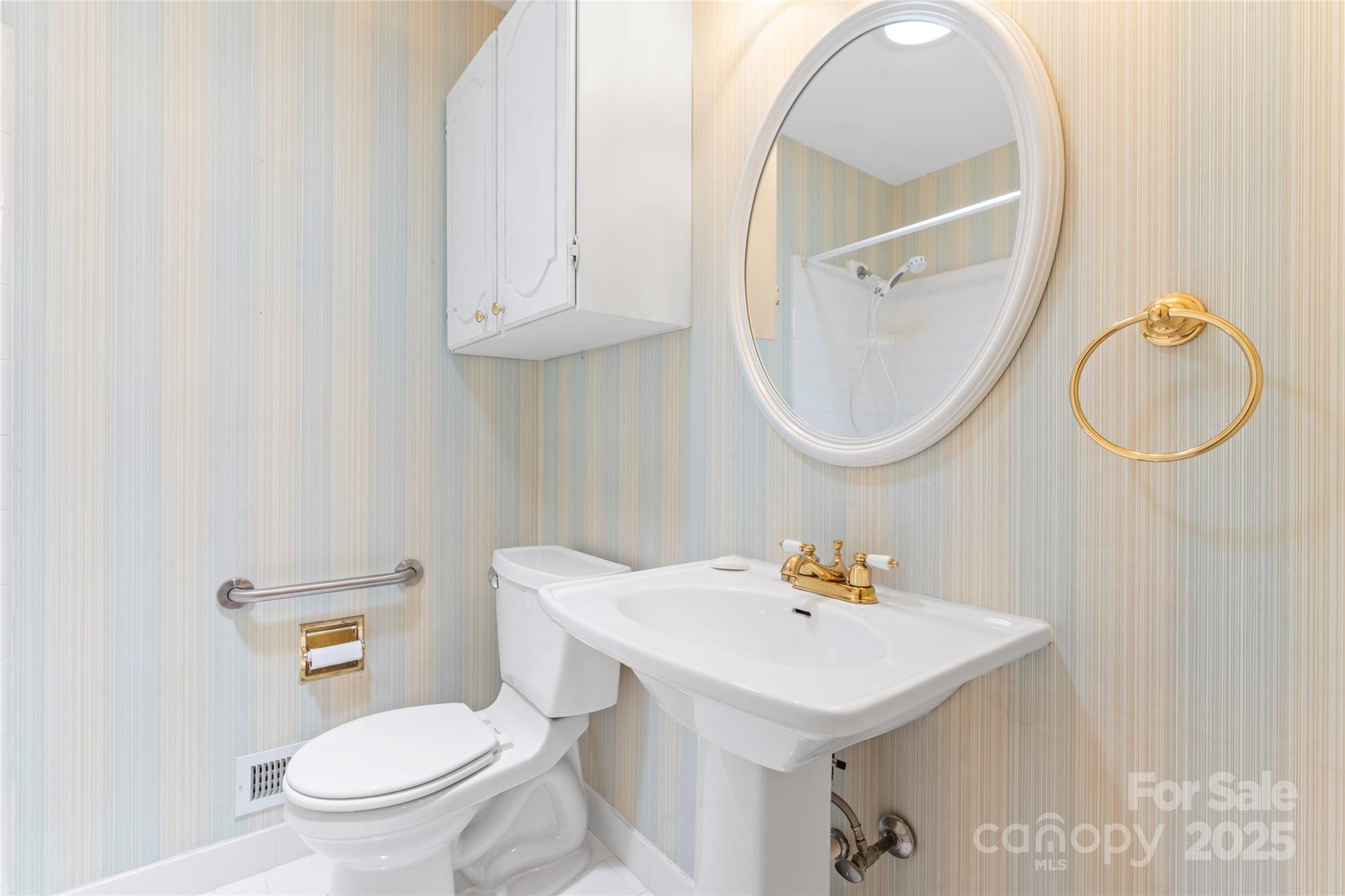 2715 Kennetuck Court Property Photo 22