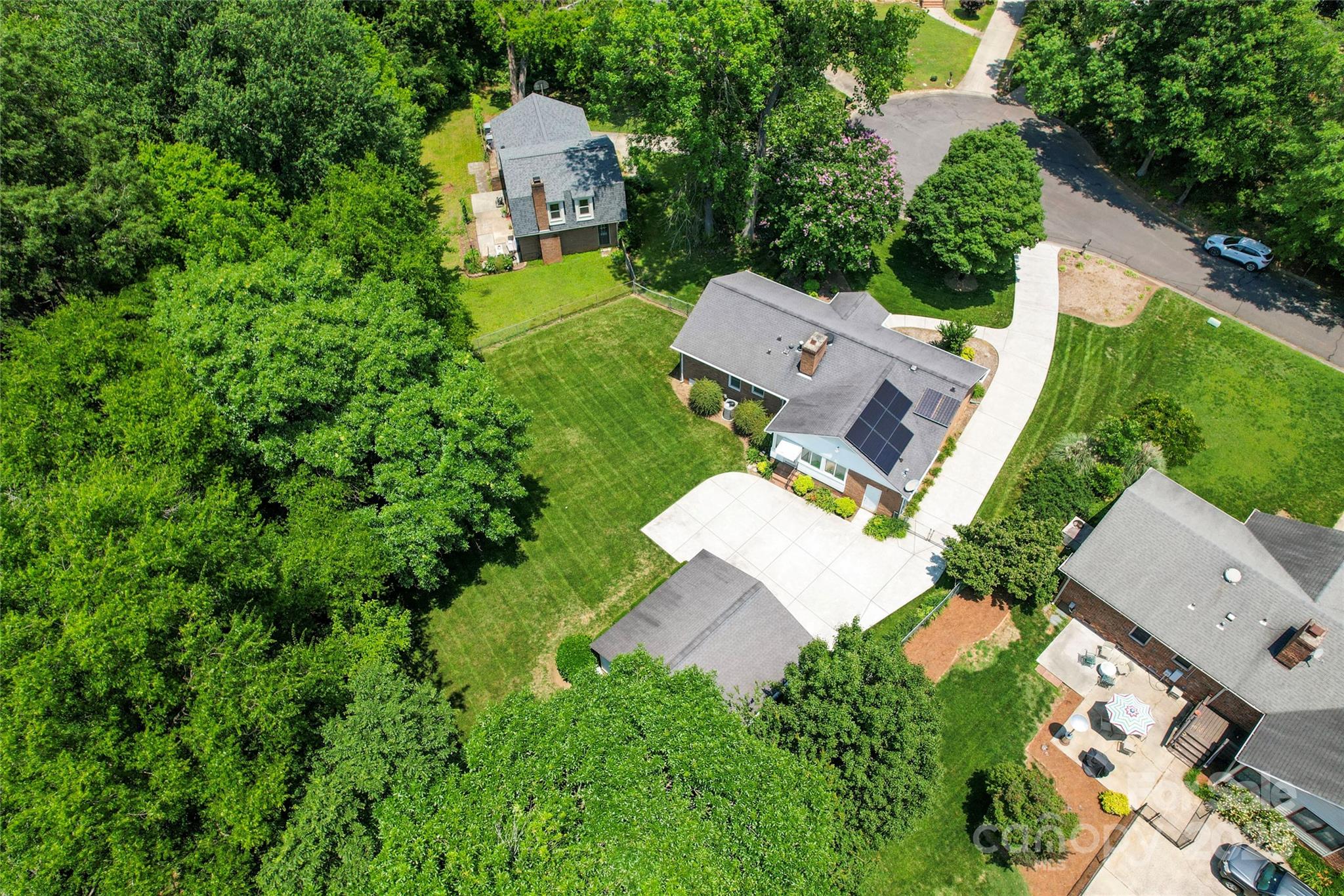 2715 Kennetuck Court Property Photo 38