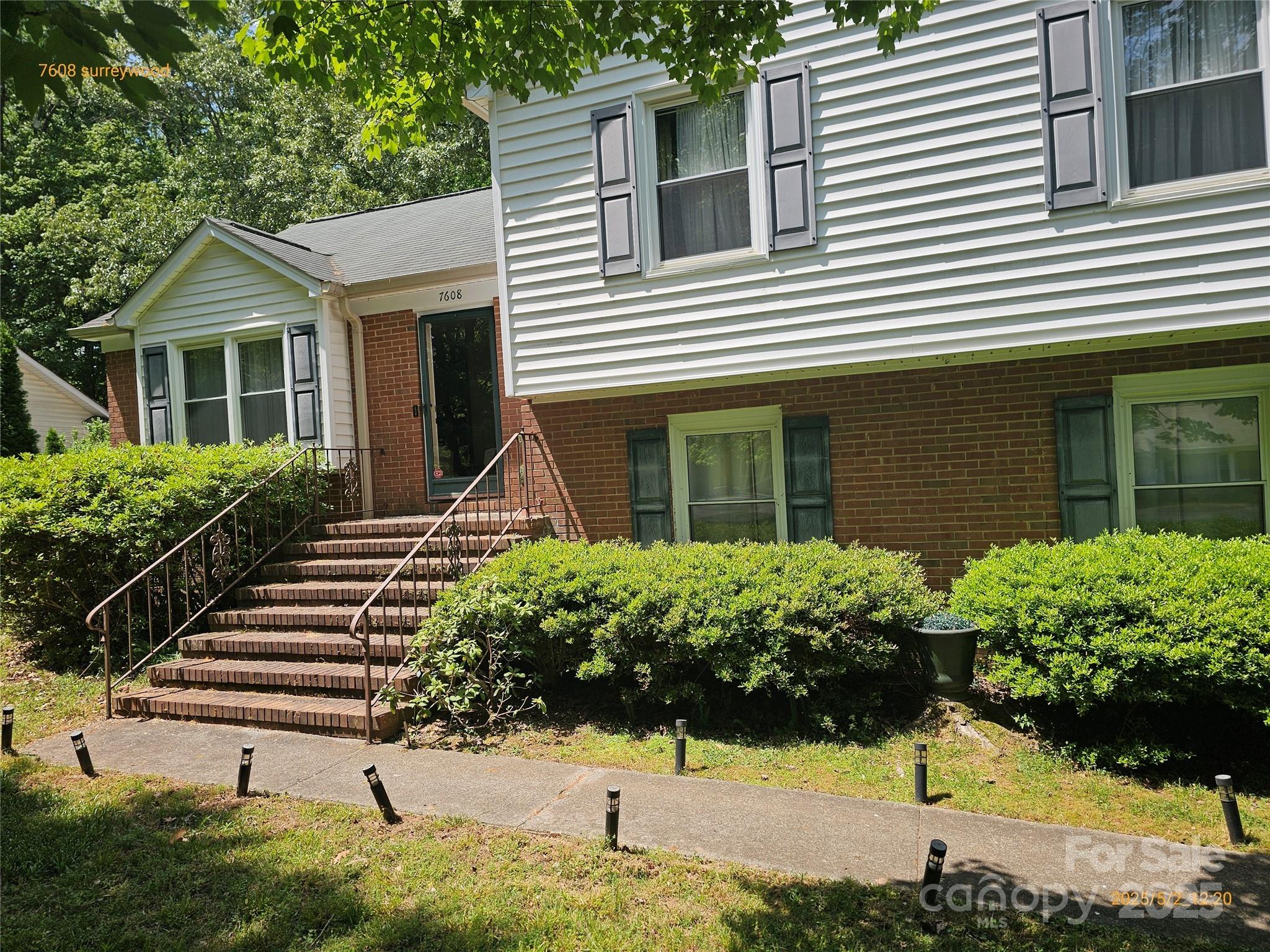 7608 Surreywood Place Property Photo 1