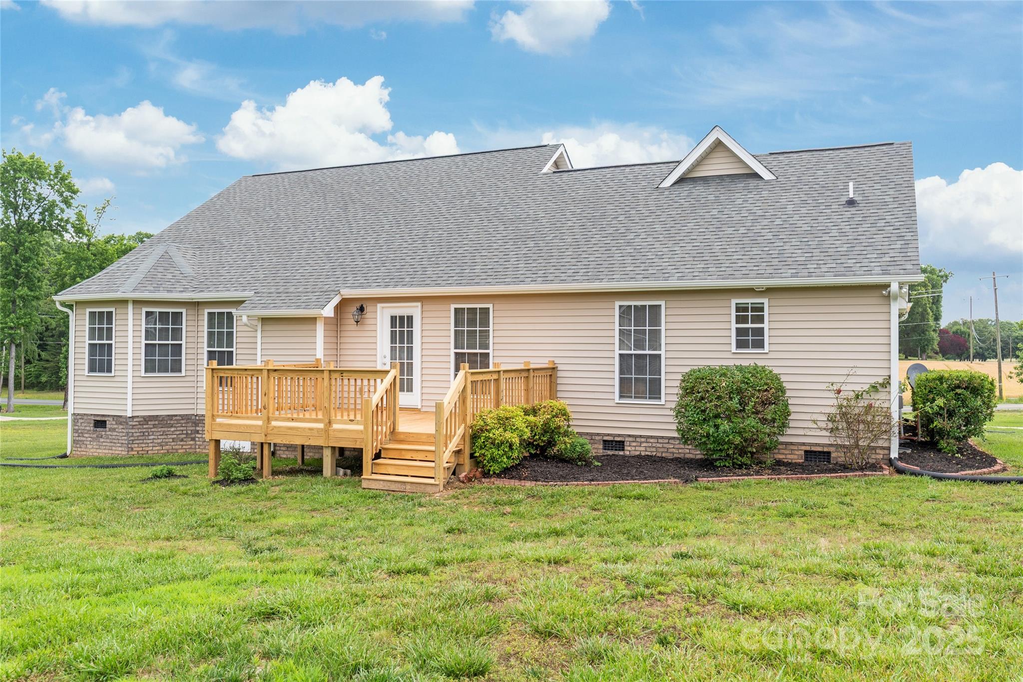 8717 Swift Road Property Photo 19