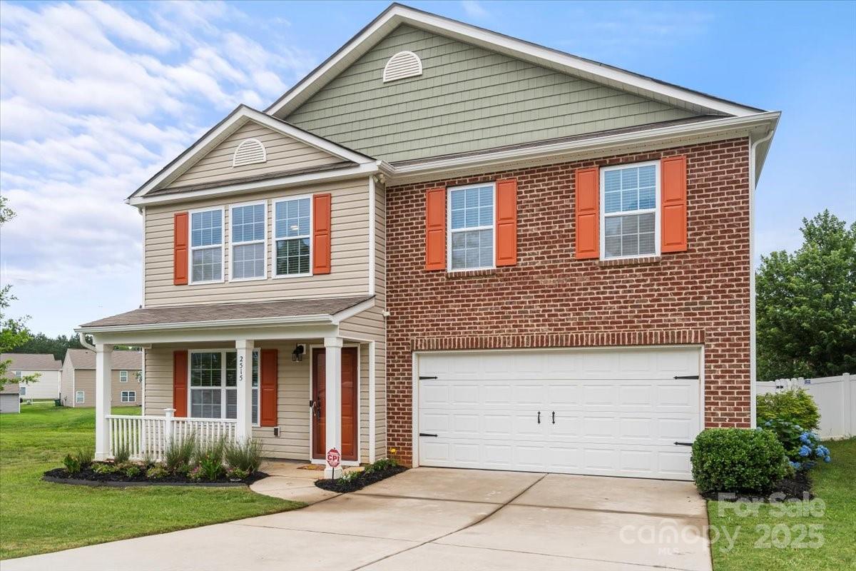 2515 Walnut Forest Drive Property Photo 1