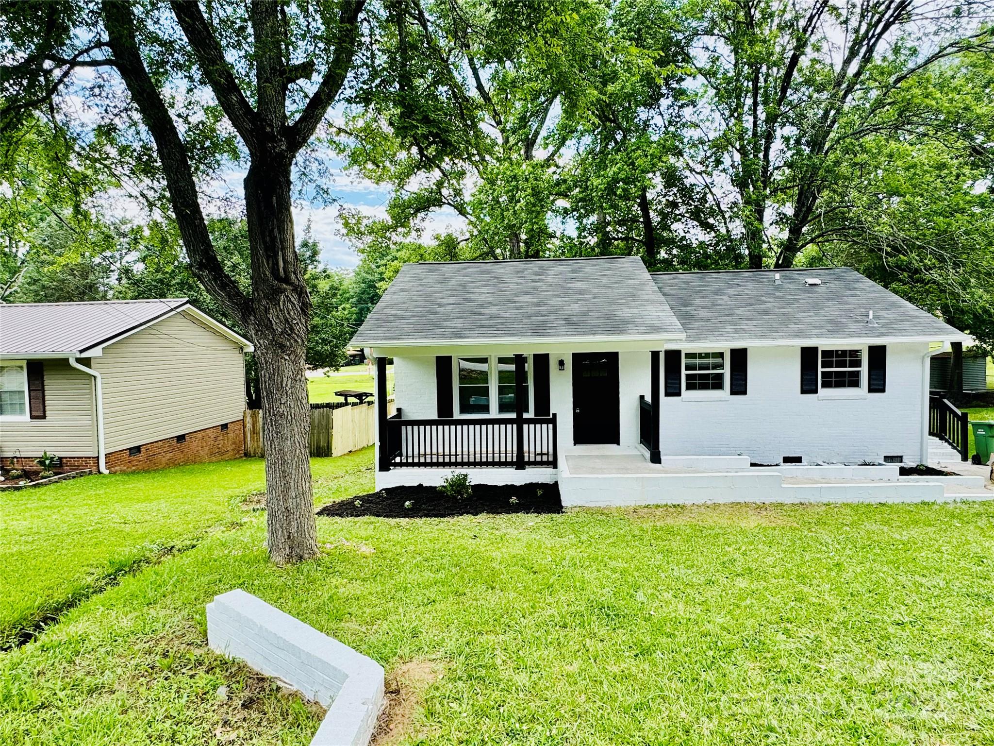 330 Willow Oak Circle Property Photo 1
