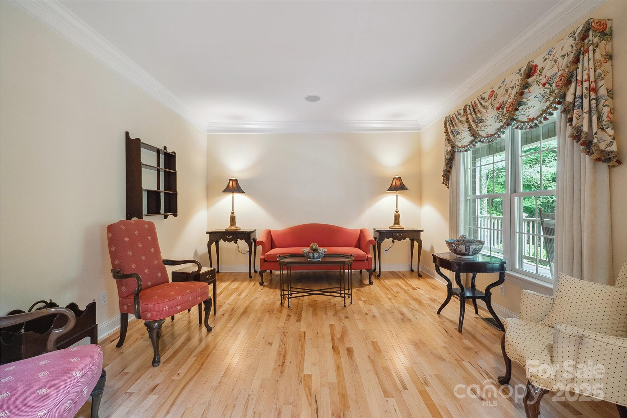 270 North Street Property Photo 10