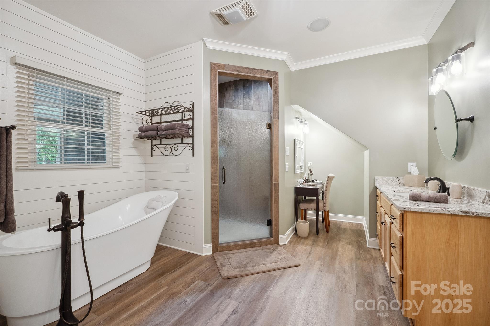 270 North Street Property Photo 18