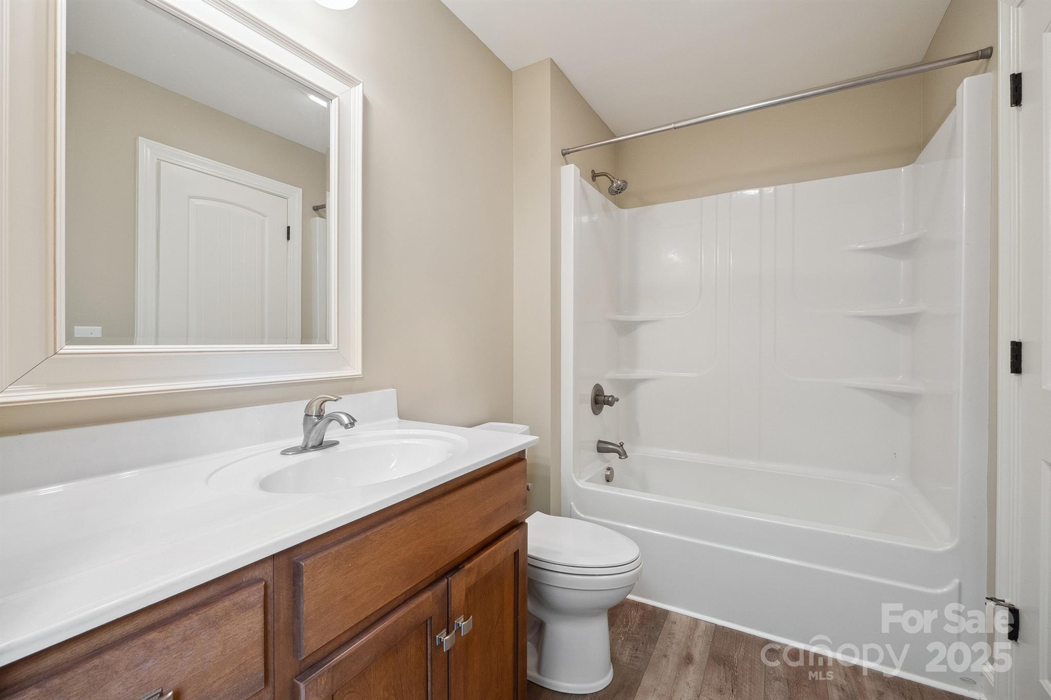 270 North Street Property Photo 40