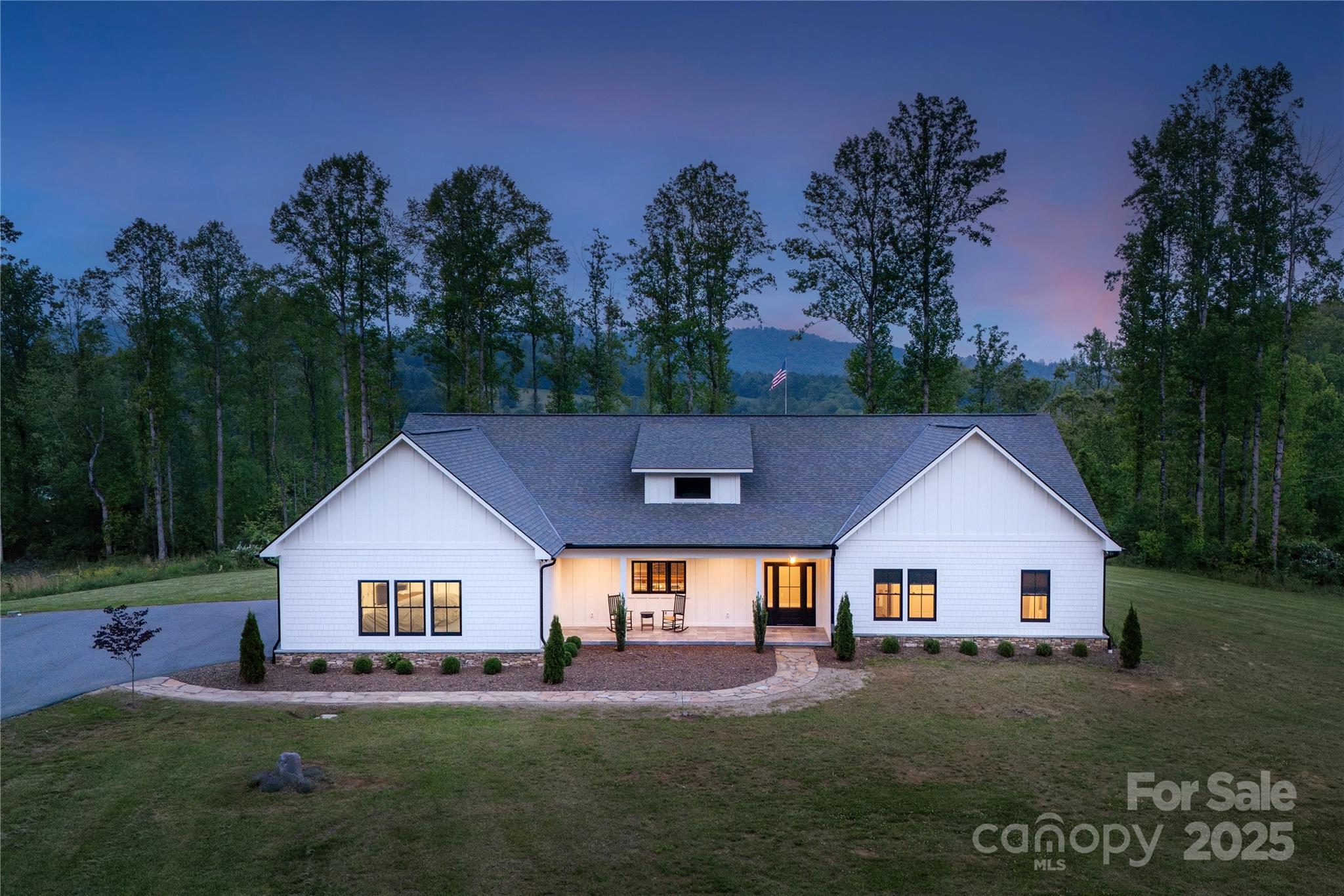467 Dale Road Property Photo 1
