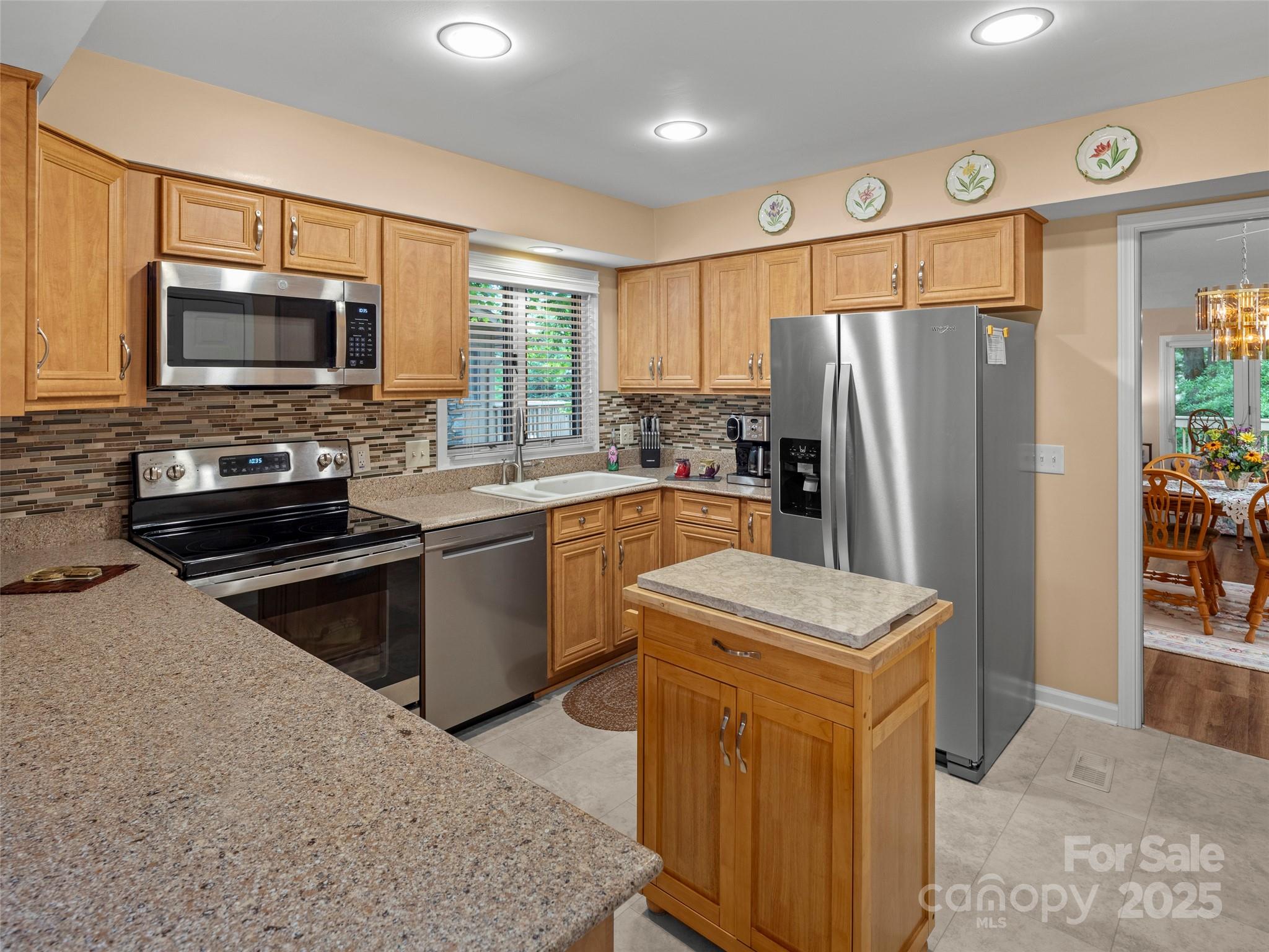 502 Spanish Oak Lane Property Photo 13