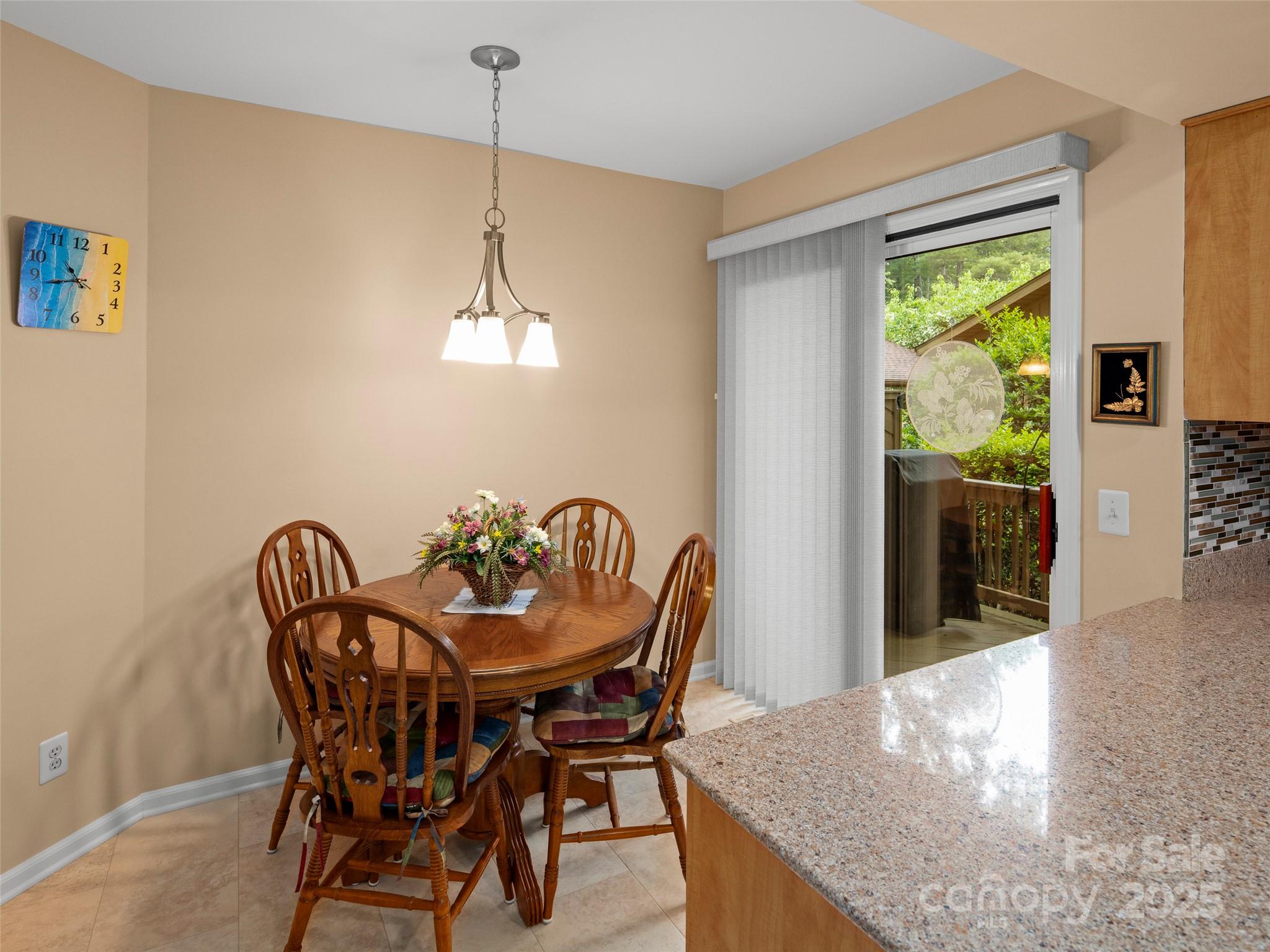 502 Spanish Oak Lane Property Photo 15