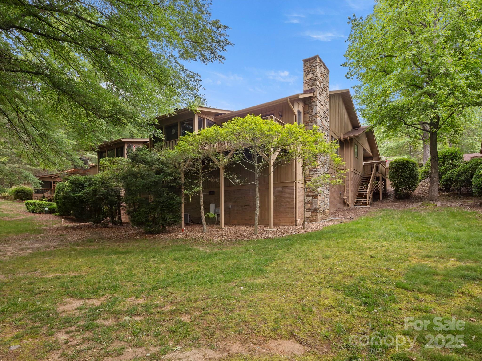 502 Spanish Oak Lane Property Photo 24