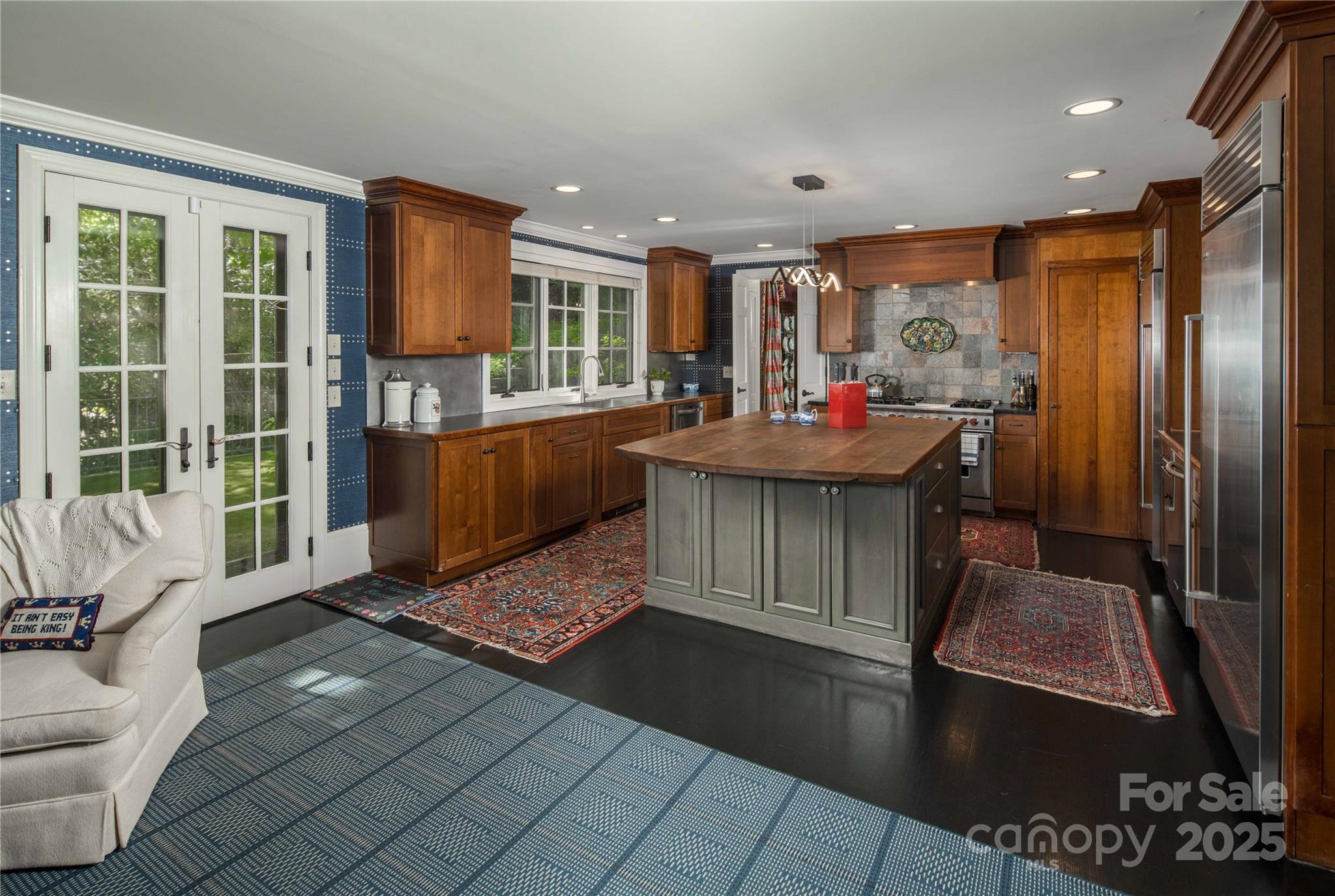 362 Wonderland Trail Property Photo 5