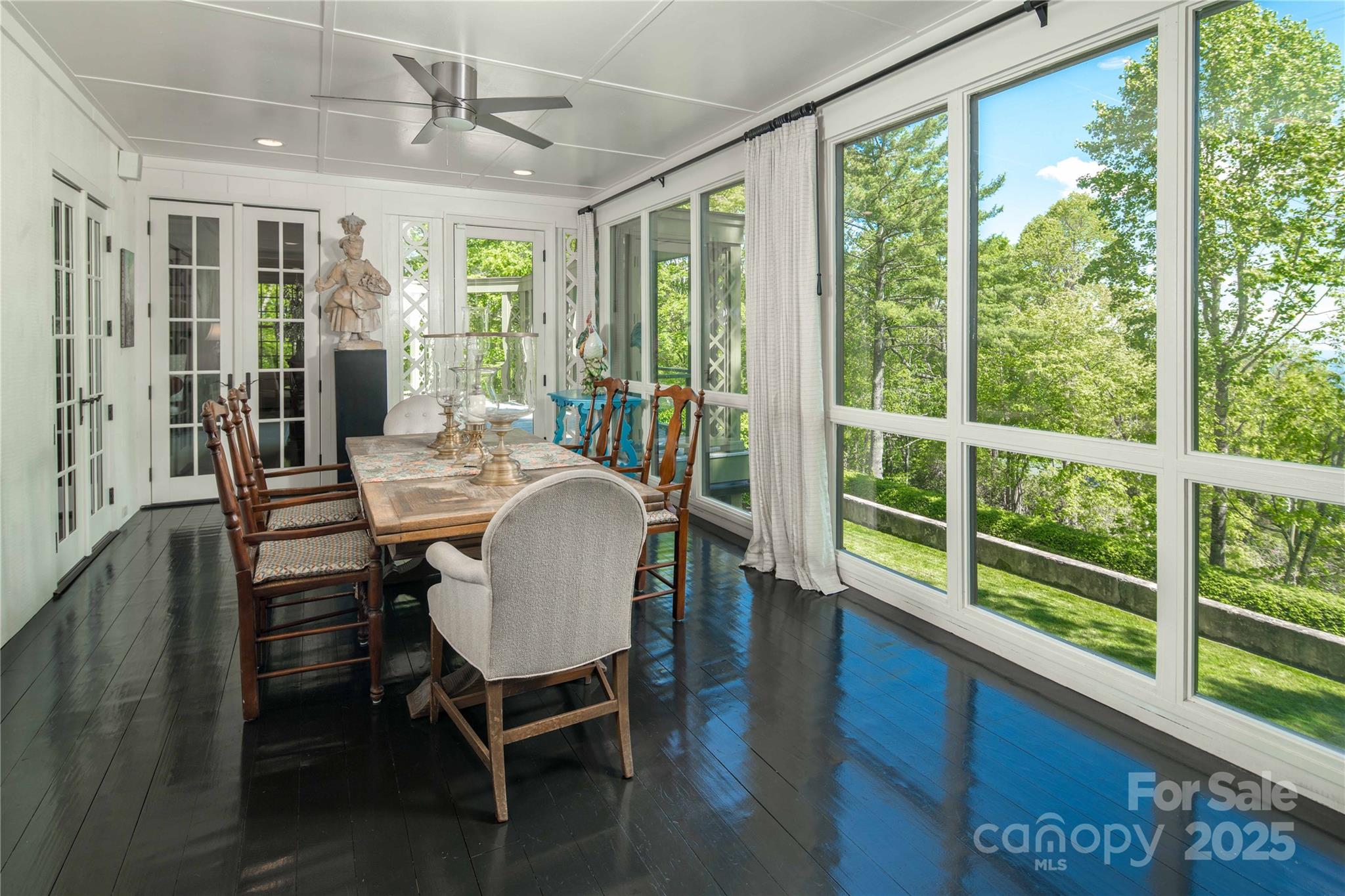 362 Wonderland Trail Property Photo 14