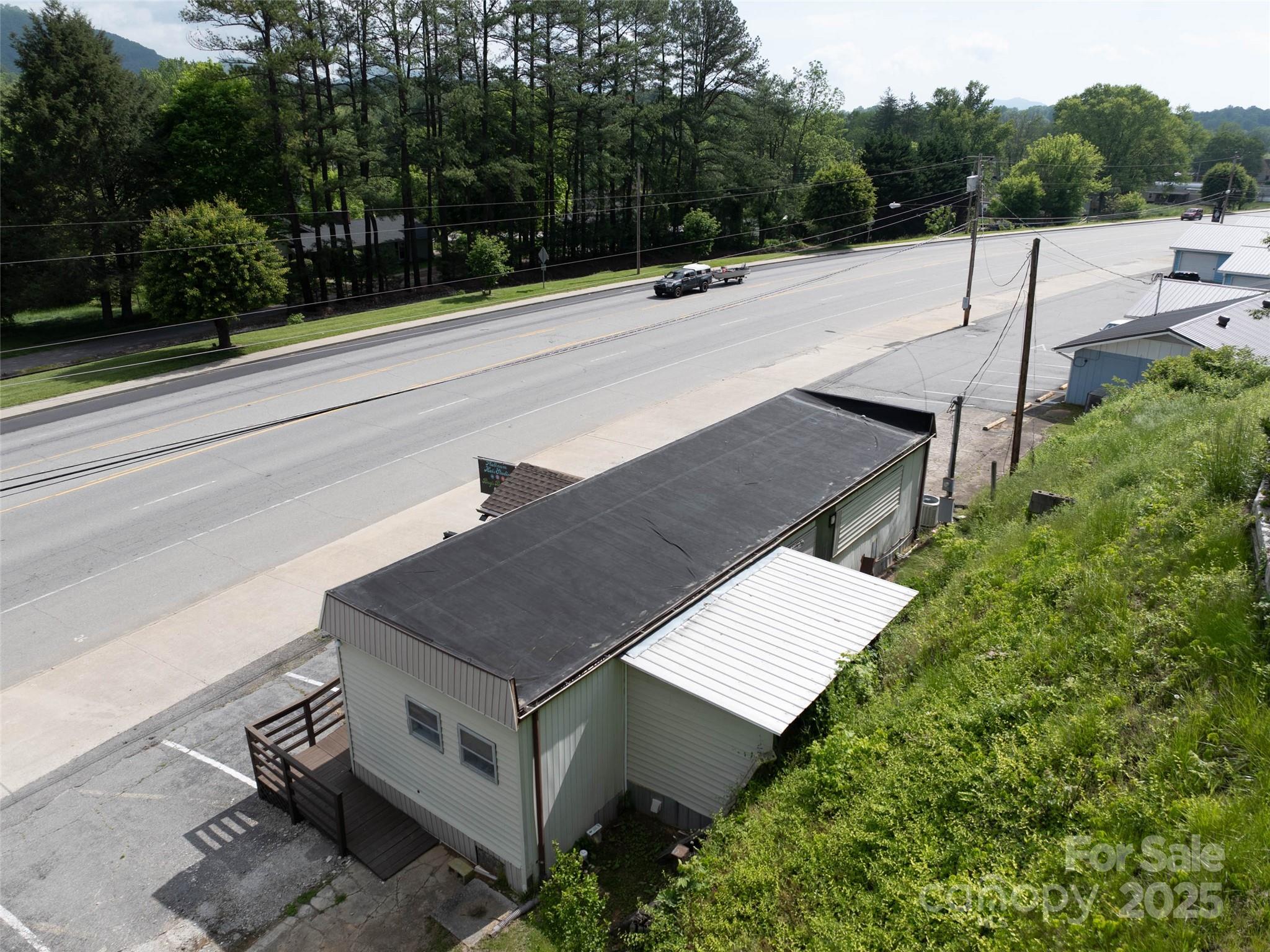 8305 Carolina Boulevard Property Photo 8