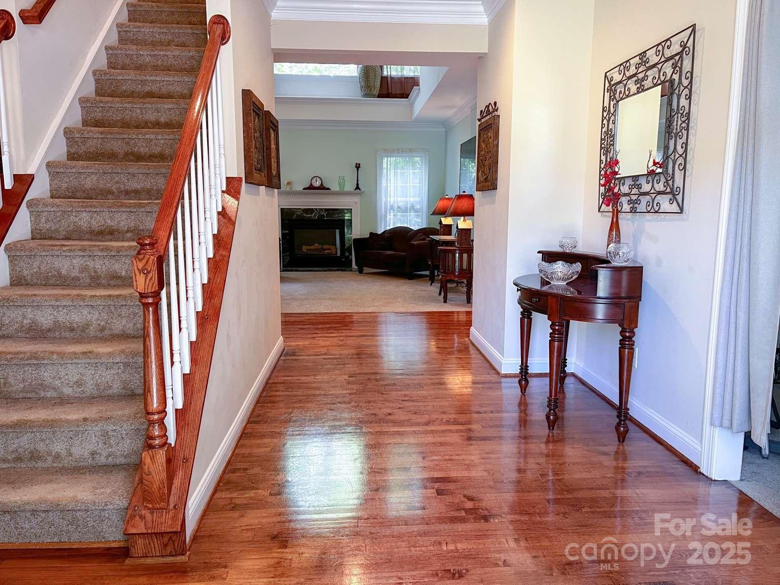 15494 Donnington Drive Property Photo 3