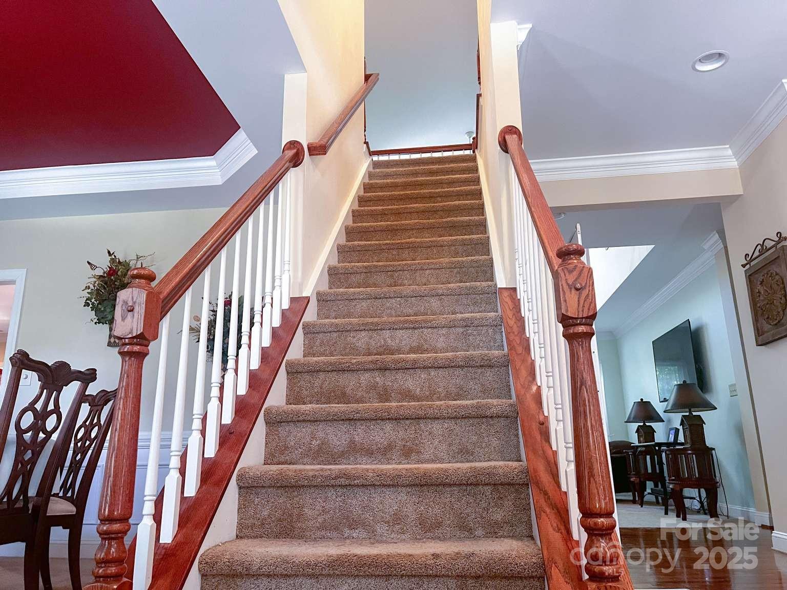 15494 Donnington Drive Property Photo 21