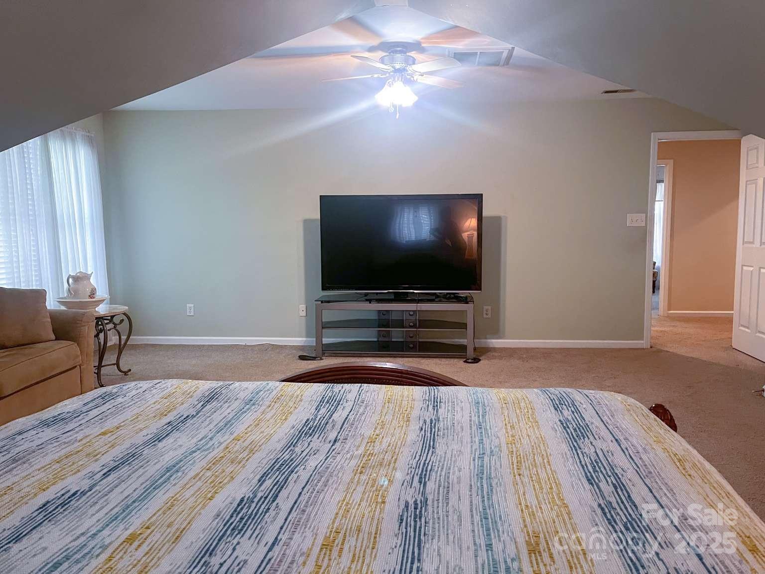 15494 Donnington Drive Property Photo 24