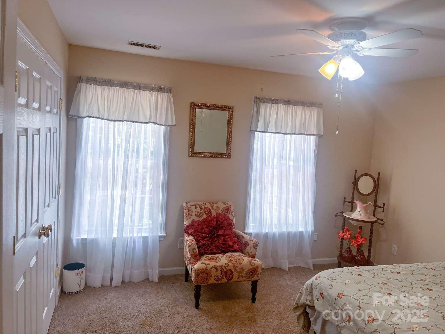 15494 Donnington Drive Property Photo 27