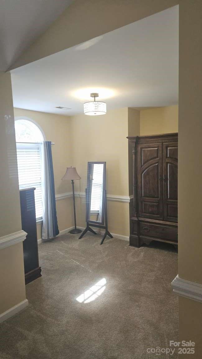 15494 Donnington Drive Property Photo 33