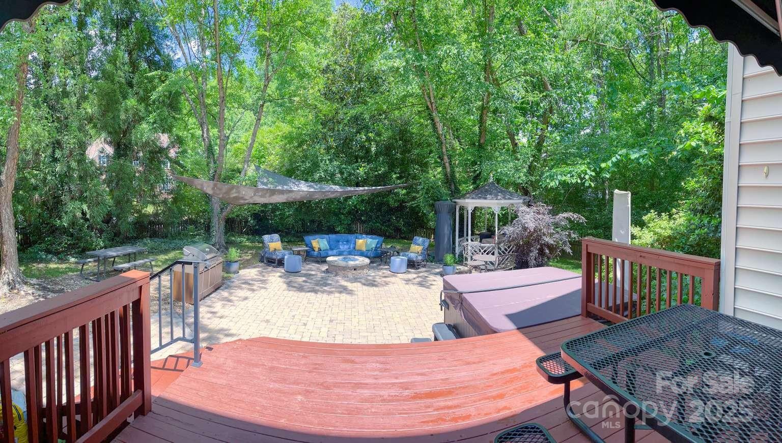 15494 Donnington Drive Property Photo 38