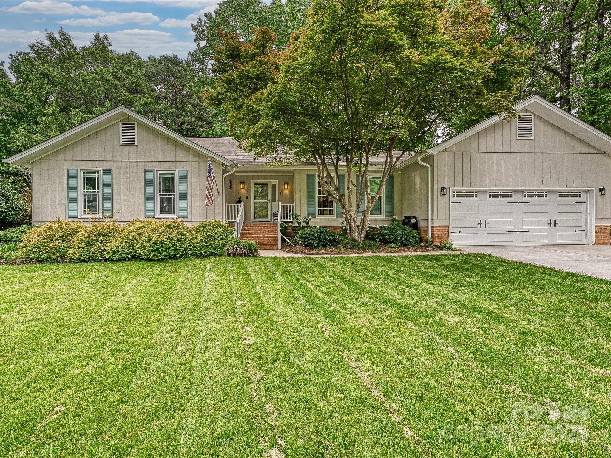 2911 Butter Churn Lane Property Photo 1