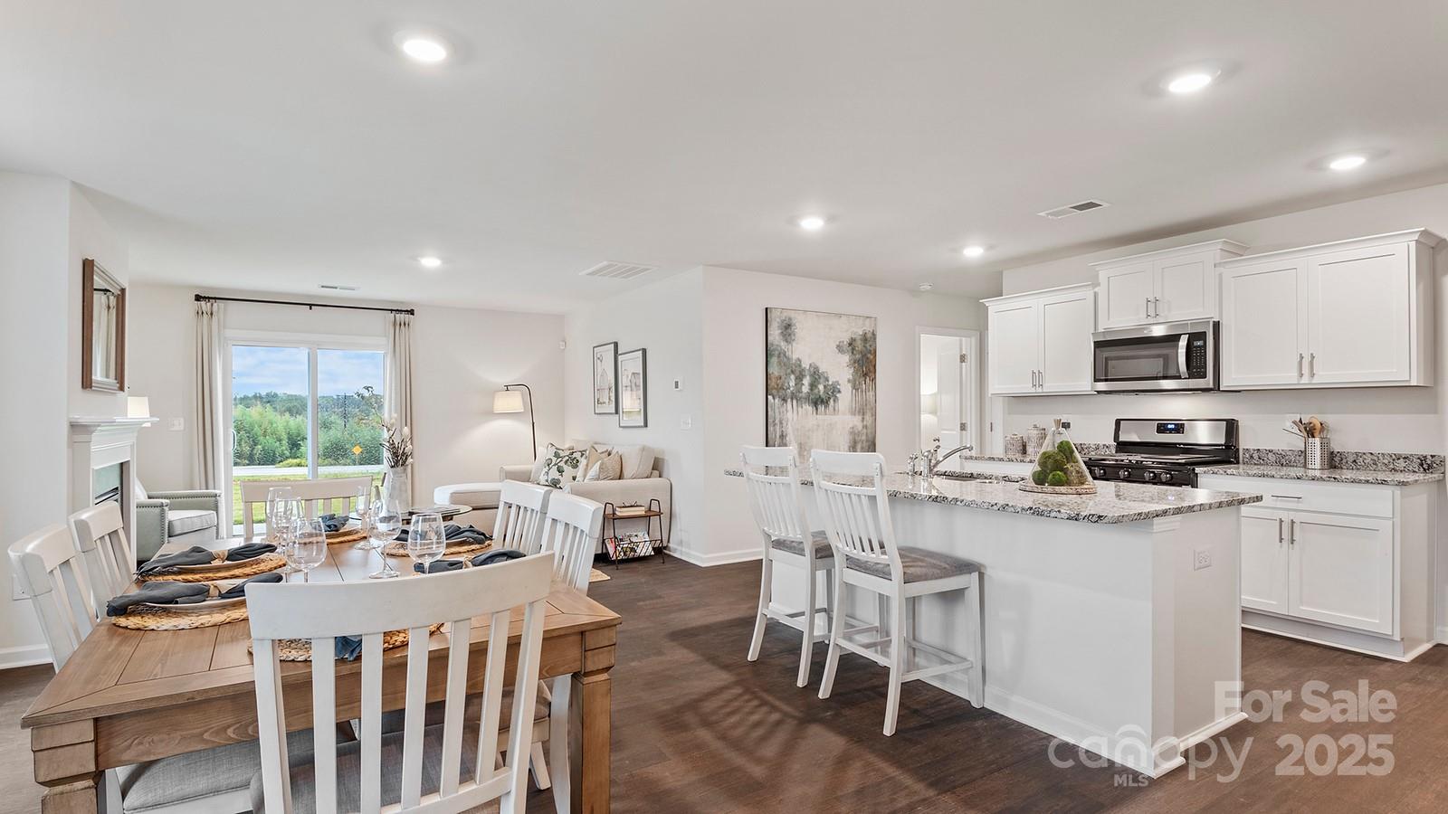 15031 Milo Lane Property Photo 4