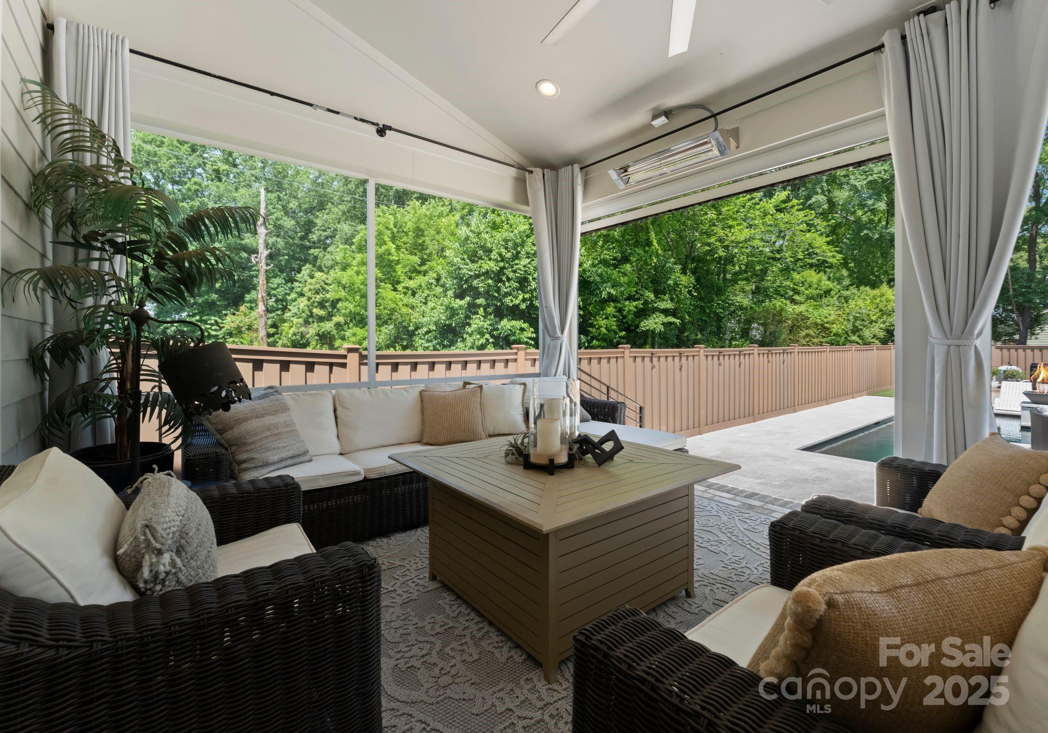 4021 Redwood Avenue Property Photo 26