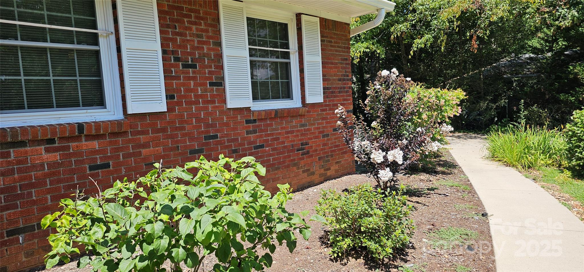 39 Ferncliff Drive Property Photo 6