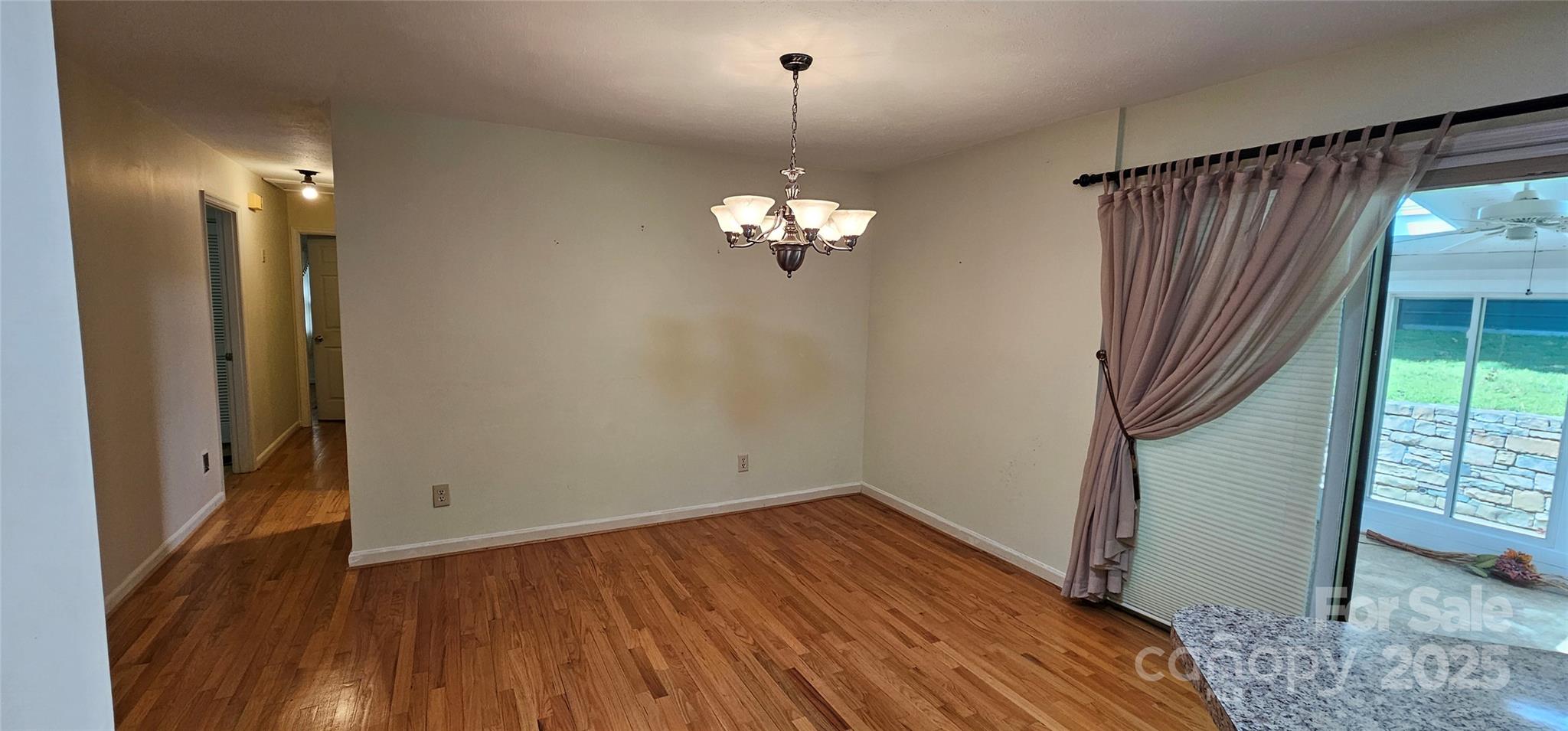 39 Ferncliff Drive Property Photo 11