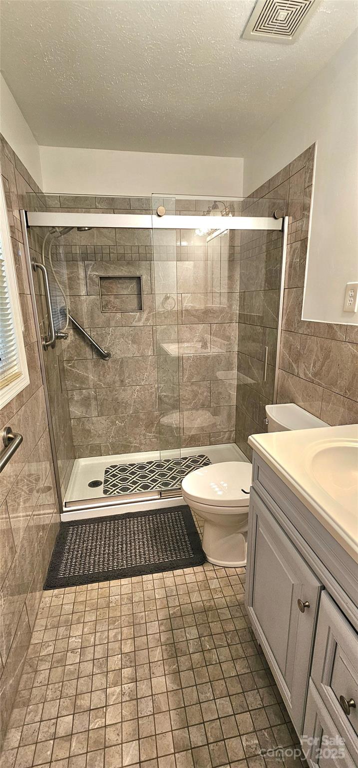 39 Ferncliff Drive Property Photo 18