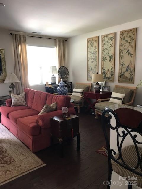 8039 Scarlet Oak Terrace Property Photo 4