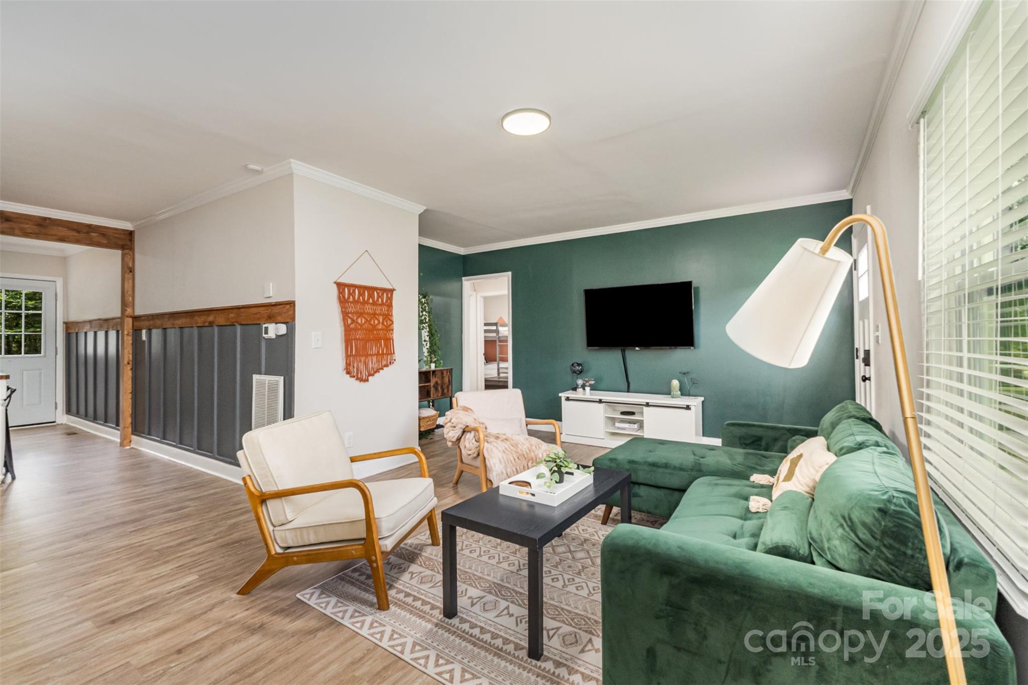 2601 Ashley Road Property Photo 3