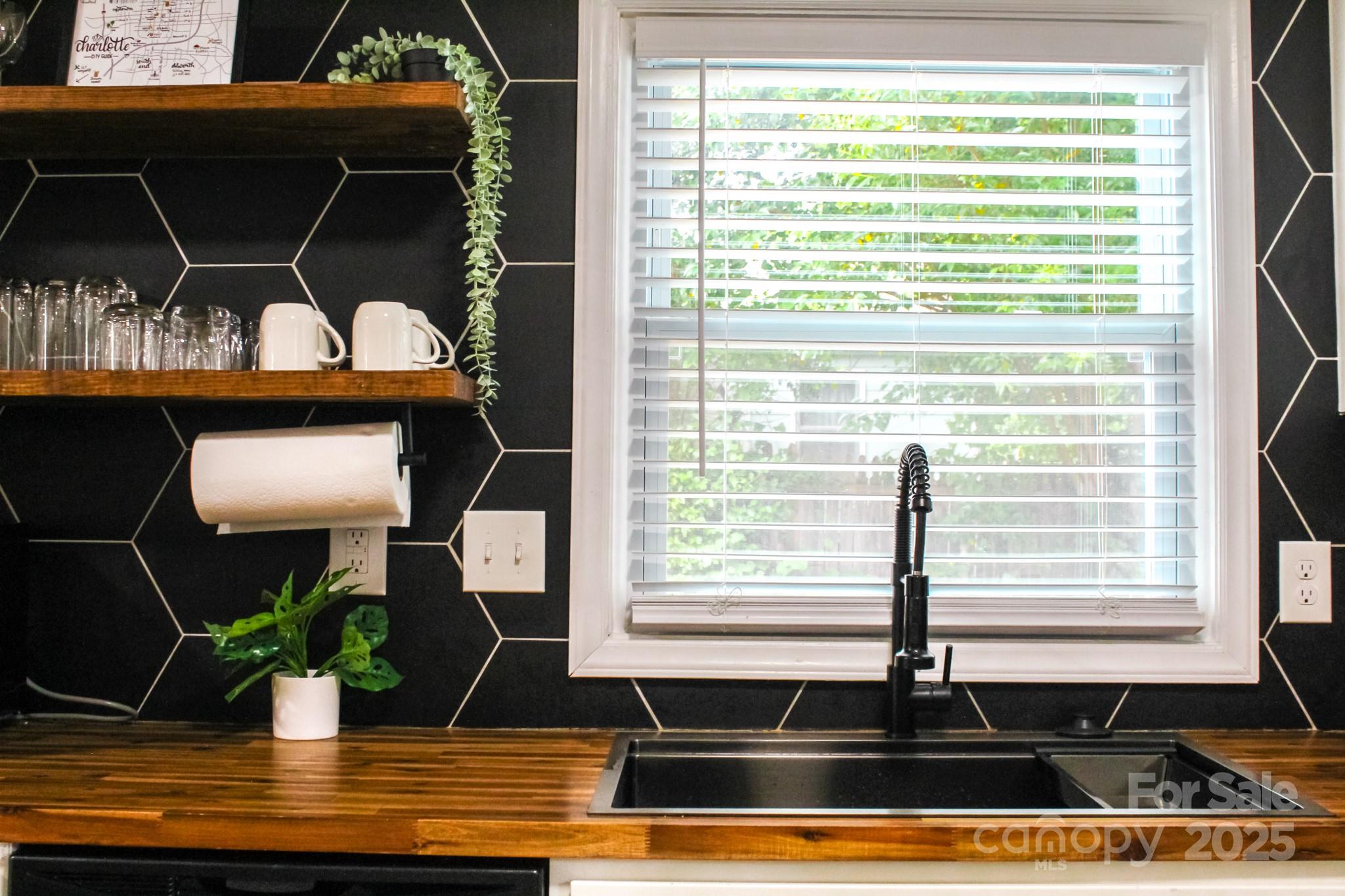 2601 Ashley Road Property Photo 7