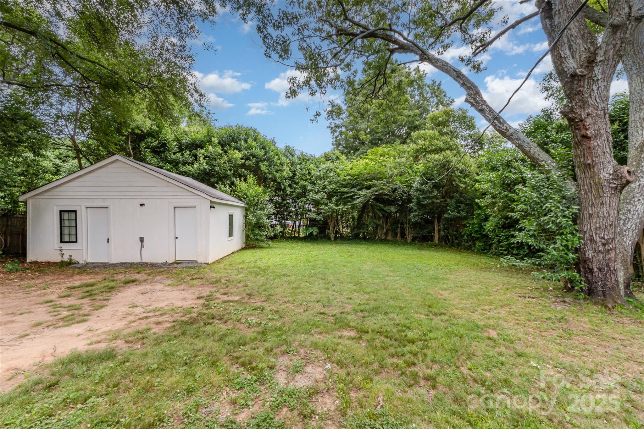 2601 Ashley Road Property Photo 22