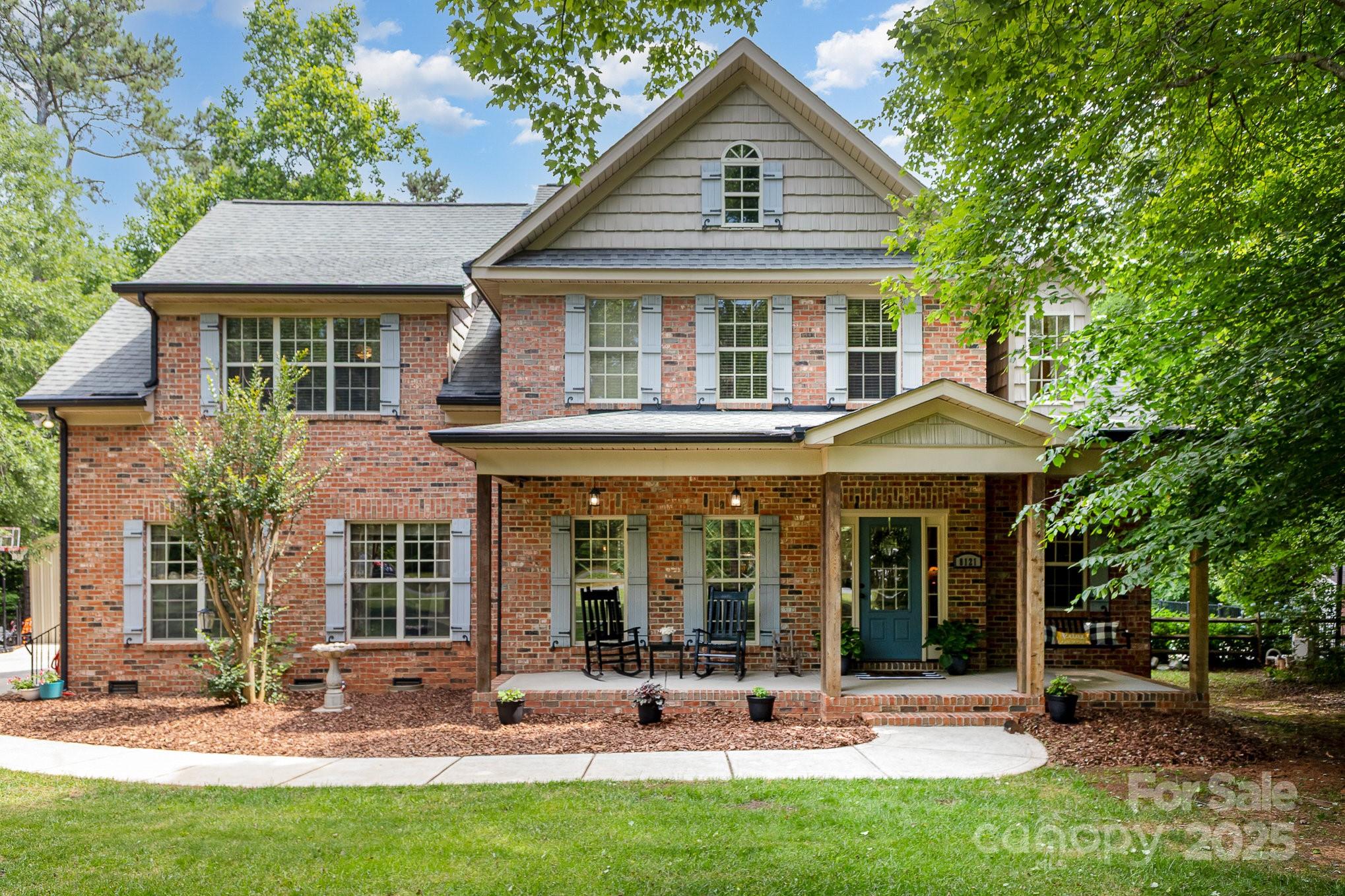 8121 Cane Pointe Lane Property Photo 7