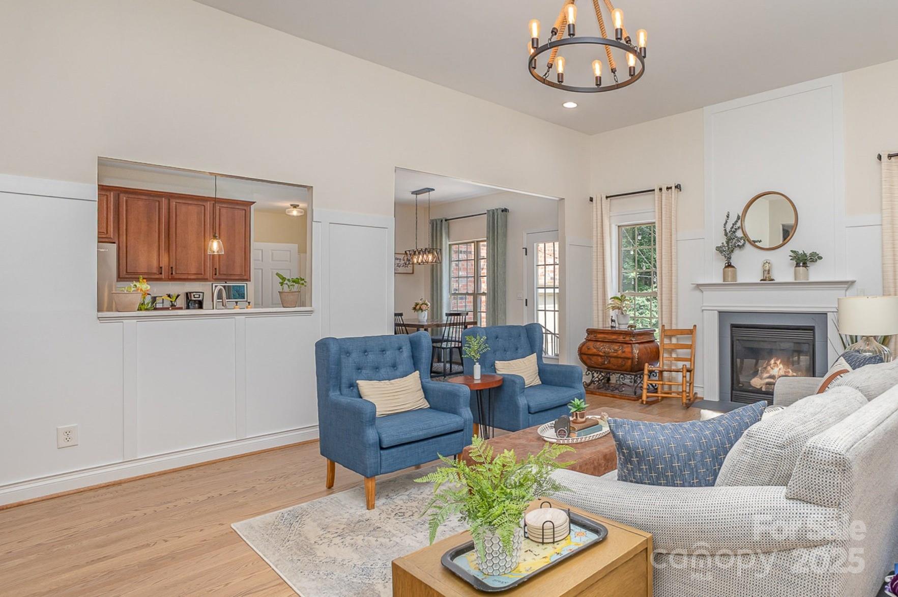 8121 Cane Pointe Lane Property Photo 12