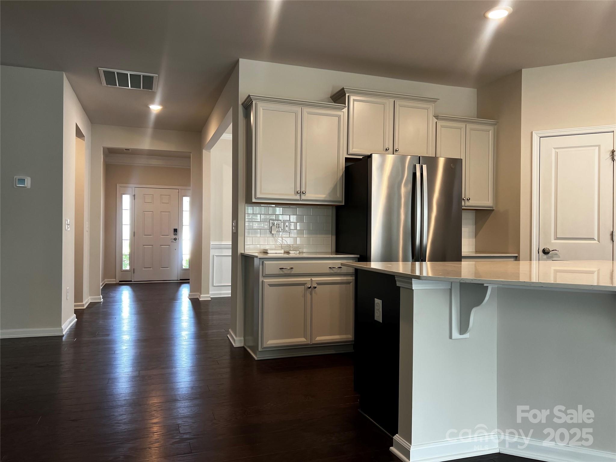 147 Dubois Drive Property Photo 8