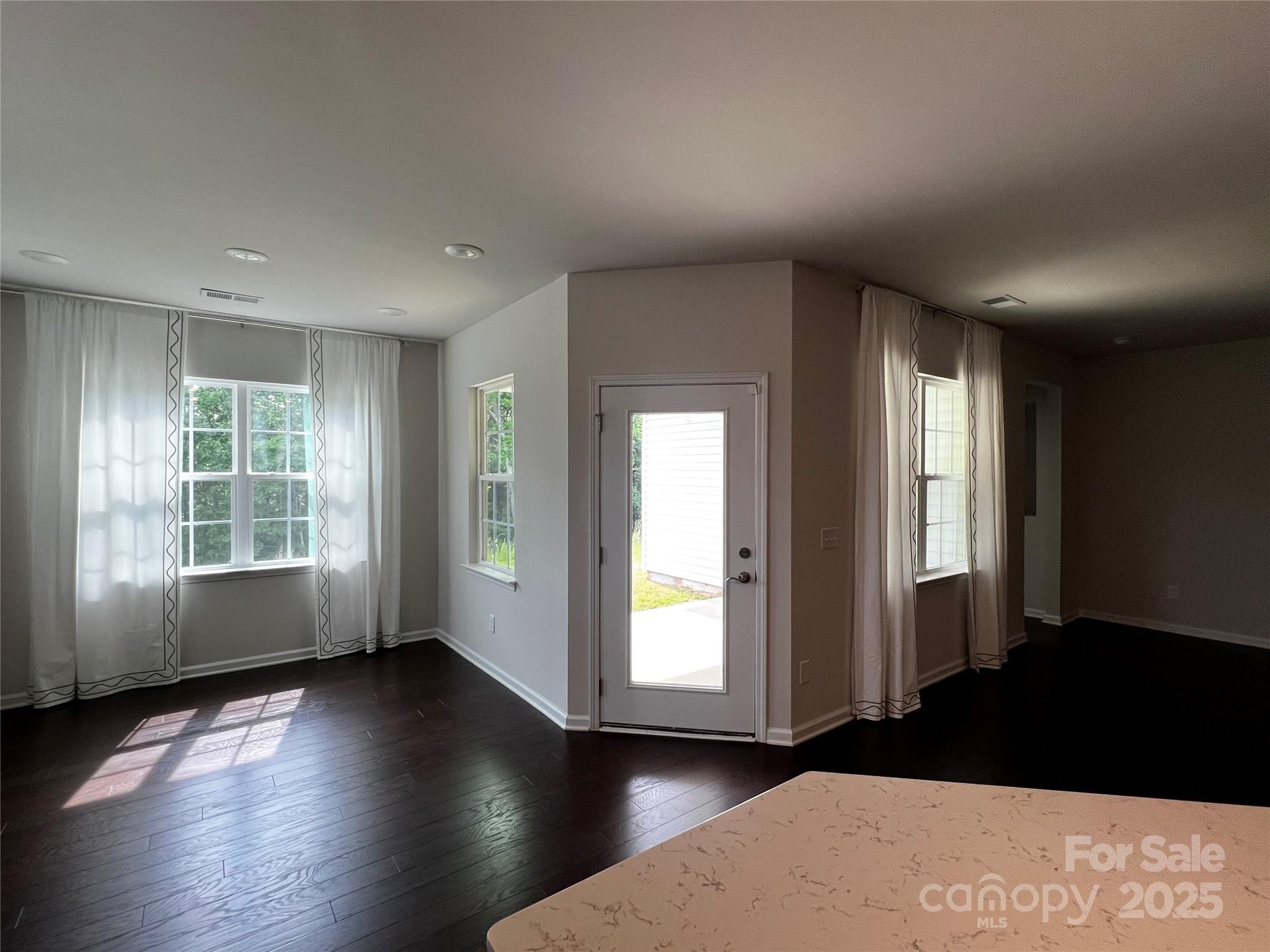147 Dubois Drive Property Photo 13