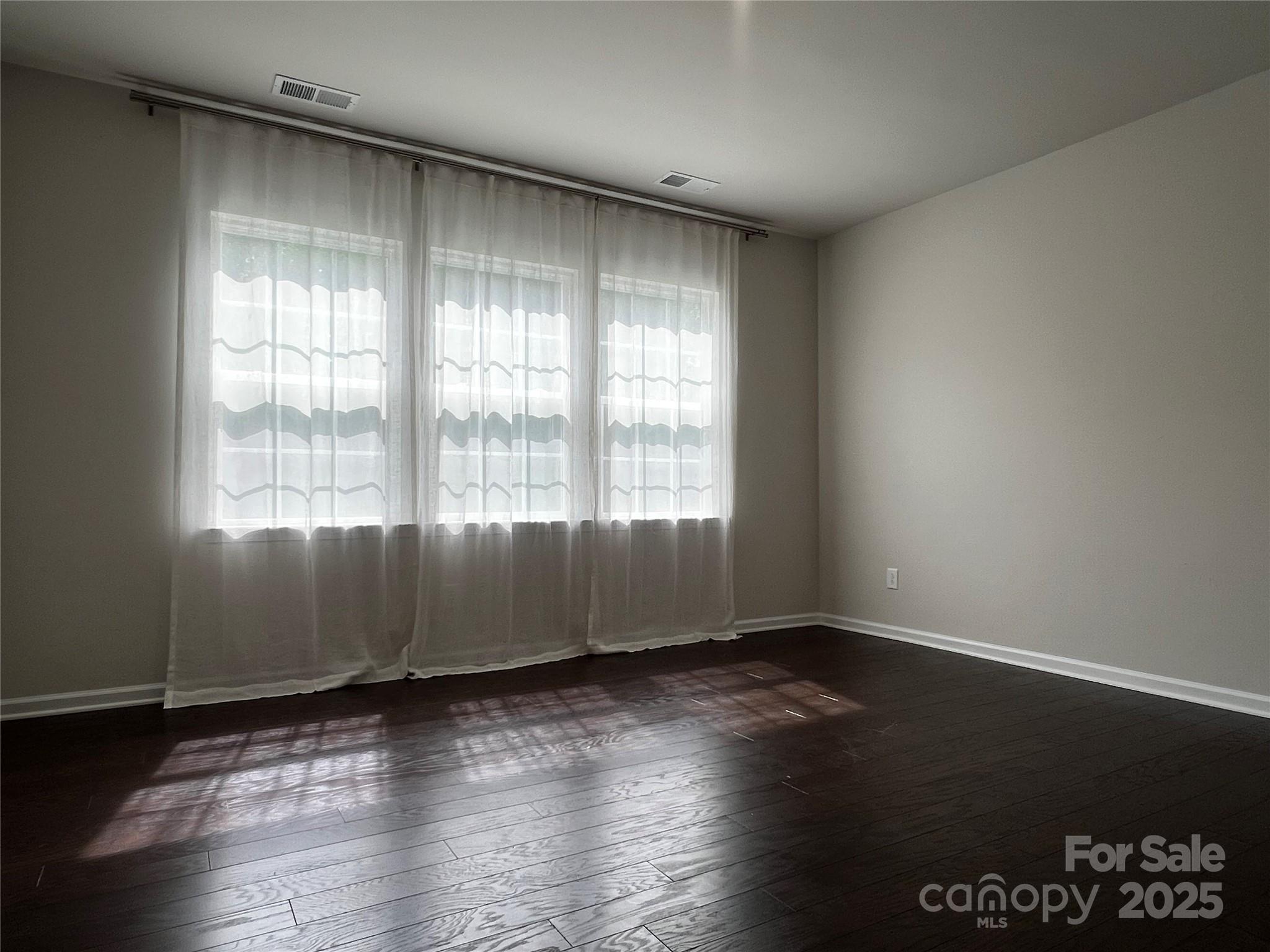 147 Dubois Drive Property Photo 15