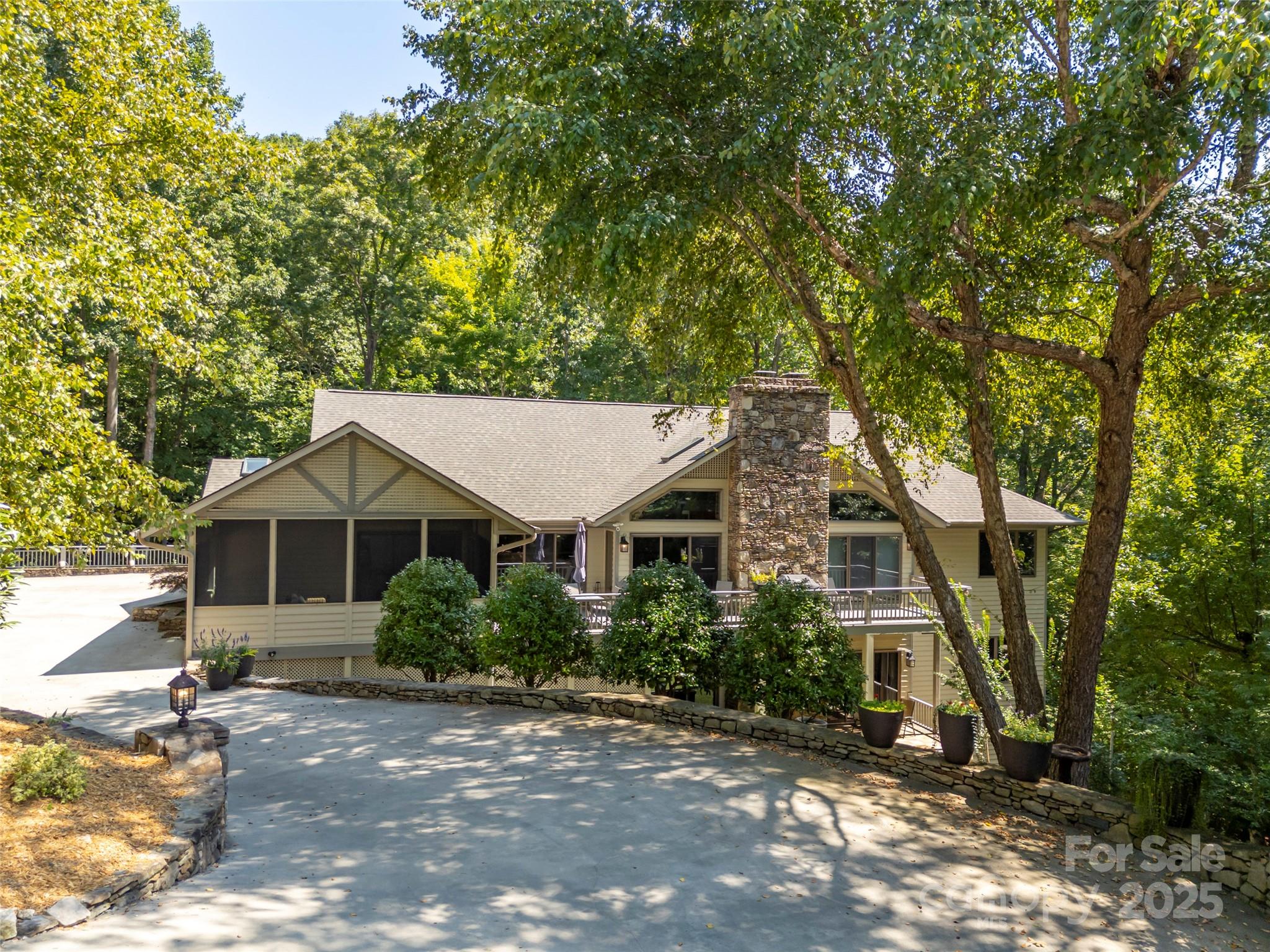 117 Little Cherokee Ridge Property Photo