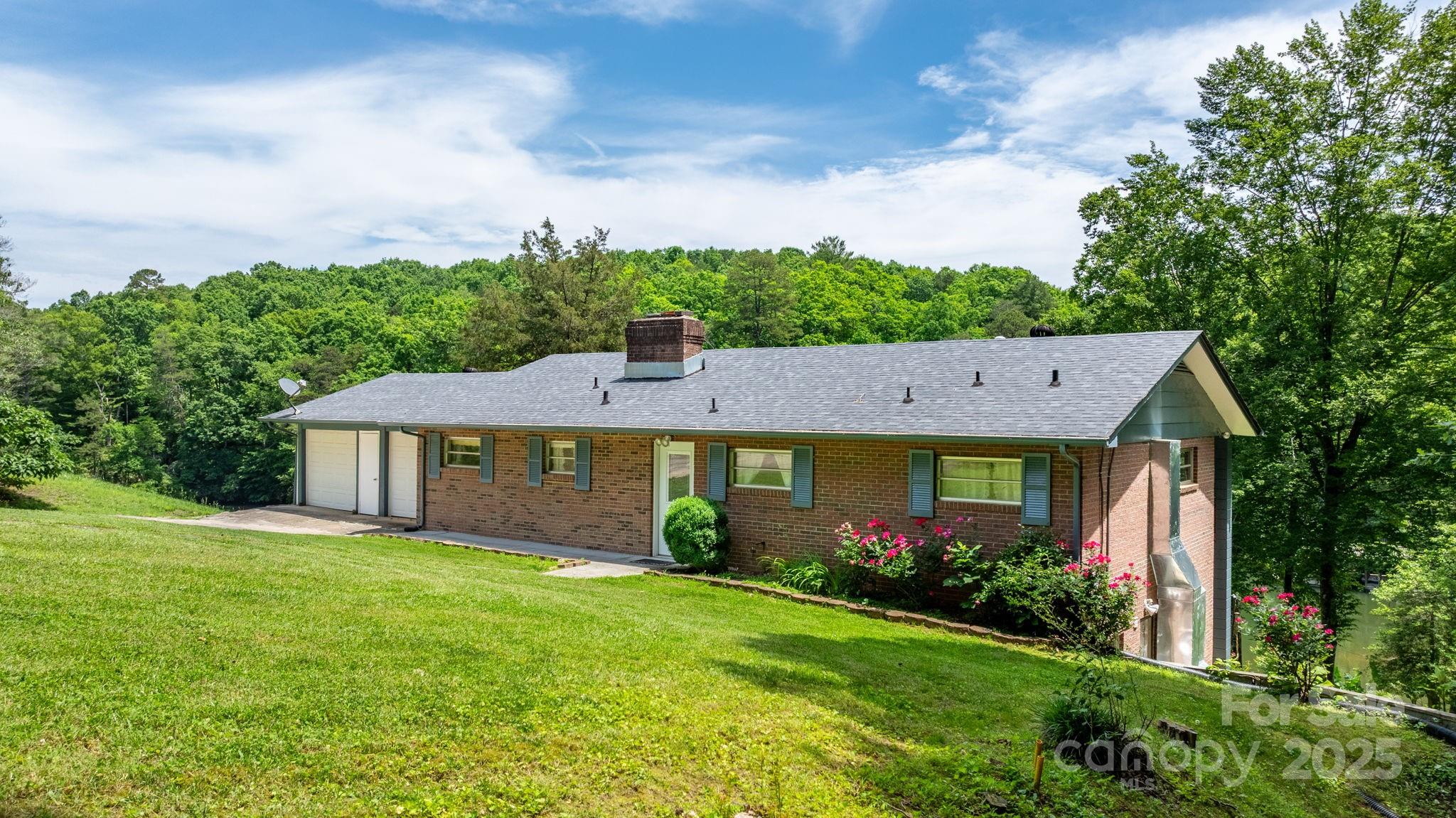 6256 Monford Drive Property Photo 1